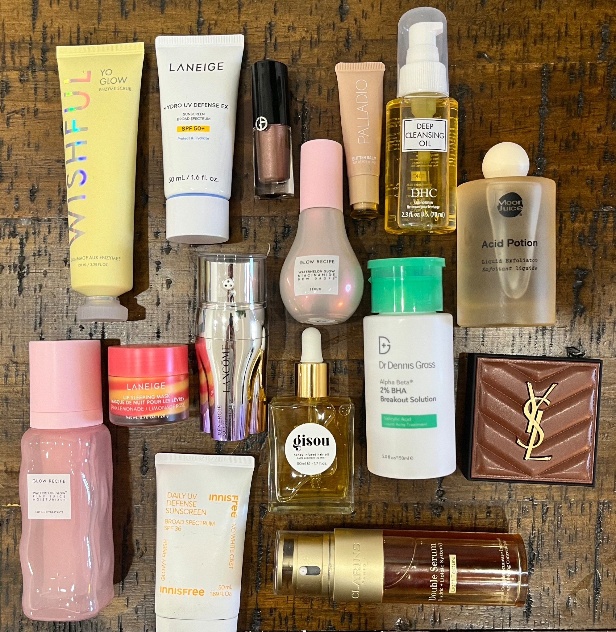 Beauty products I’m obsessed with atm 🫧💄🦢
From glow-boosting serums to the perfect lip tint, these are the holy grails I keep reaching for. All linked on my LTK ✨ tap to shop your next fave!

#LTKSummerEdit #LTKFindsUnder50 #LTKBeauty