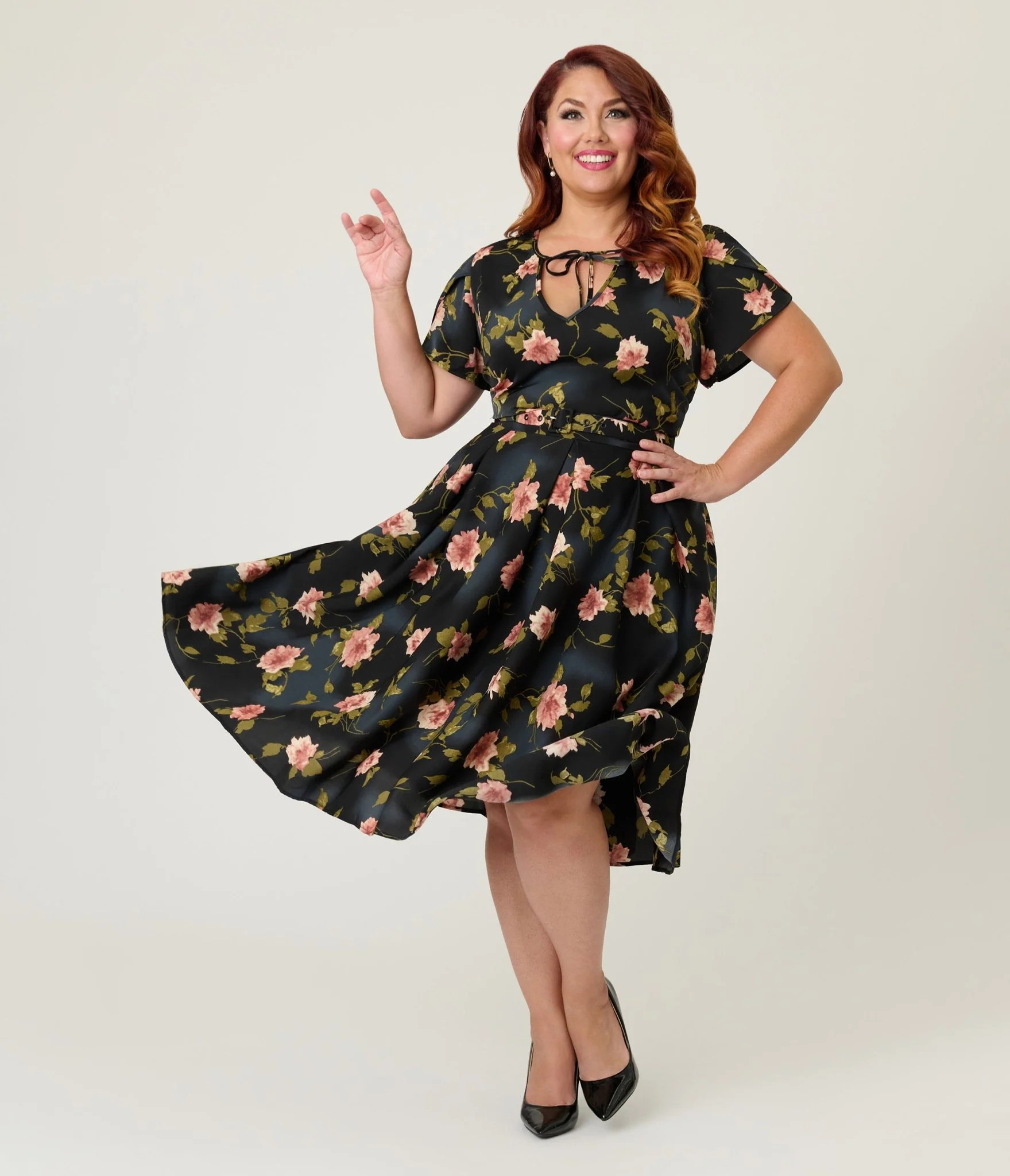 Unique Vintage Plus Size Black & Pink Floral Dahlia Swing Dress | Unique Vintage - North America