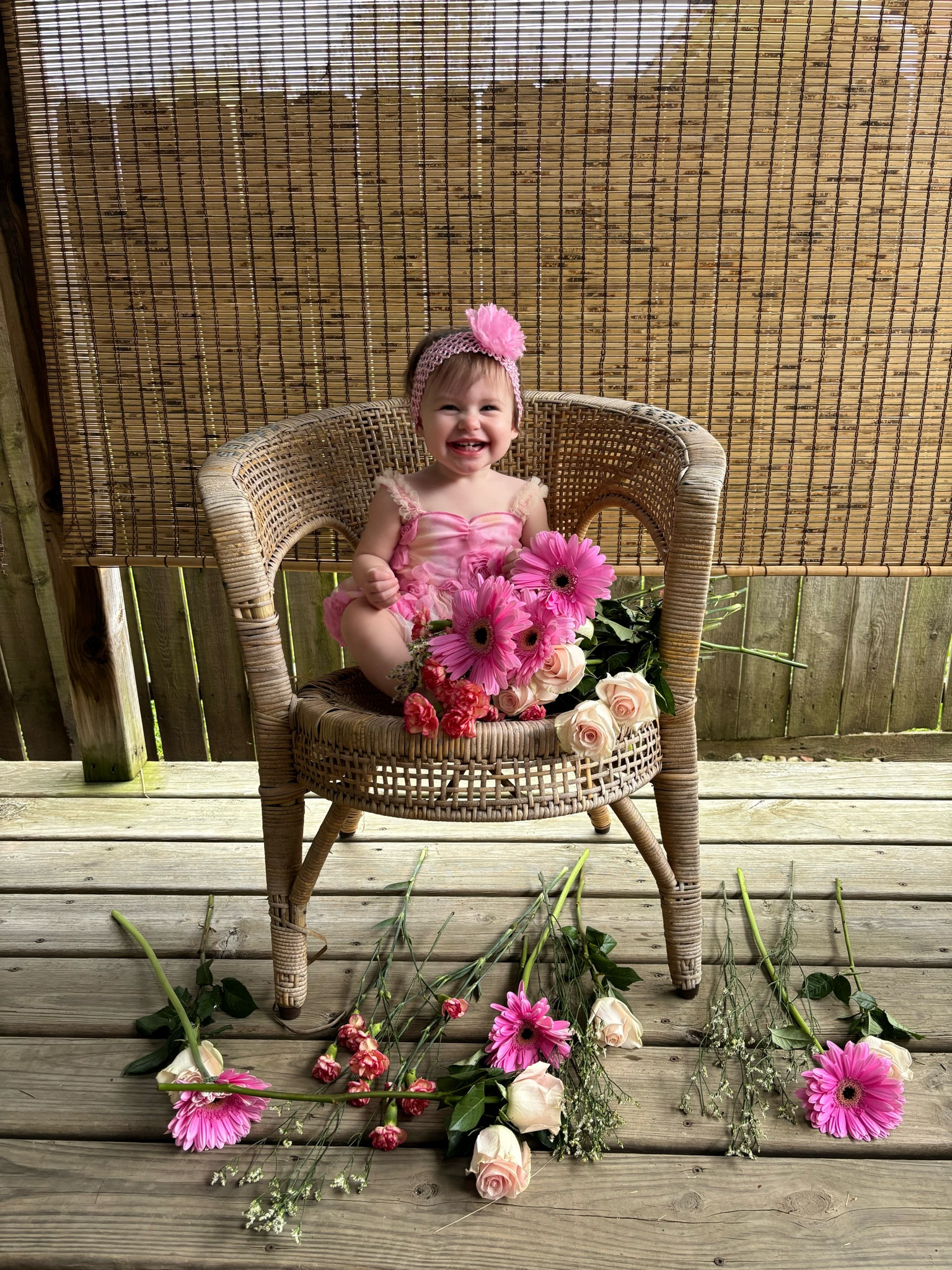 1 year photoshoot….. April Showers brought… MAY FLOWERS 🌸 
#InfantPhotoshoot #ToddlerPhotoshoot #DIYPhotos #FirstBirthday

#LTKFamily #LTKBaby #LTKKids