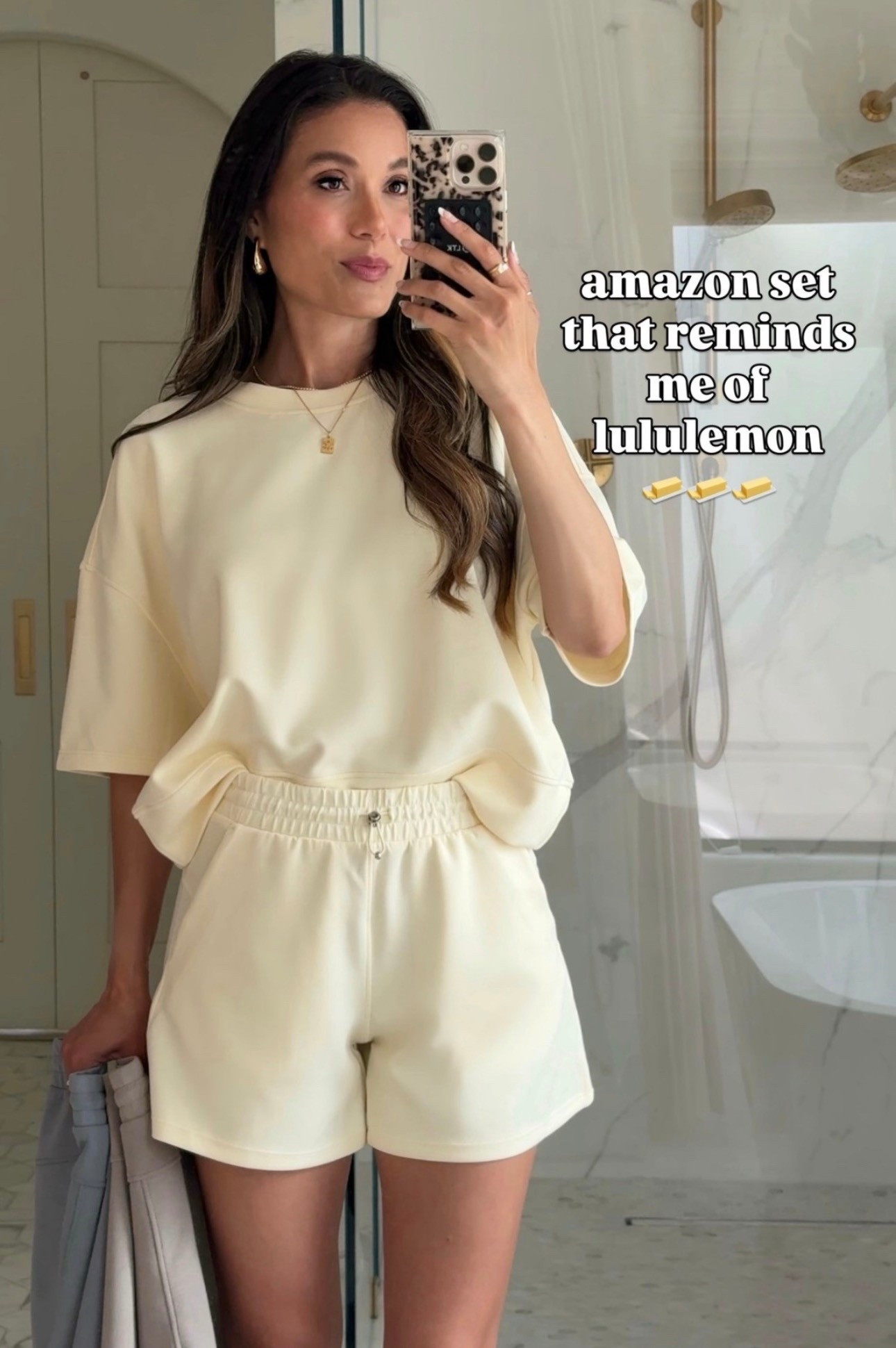 Scroll to shop! Follow for more finds! Xo! 🥰

#LTKdayinmylife #LTKootd #LTKgrwm