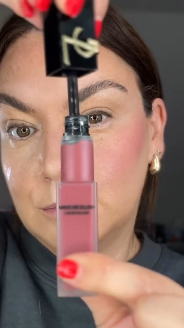 Layering blush & mixing colours is so much fun. Look how beautifully these 3 shades blend together @YSL Beauty Make Me Liquid Blush. 12HRs of pure beauty! 💗💜💕 #yslbeauty #ysl #liquidblush #layering #makeup


#LTKsale #LTKstyletip #LTKxSephoraSale