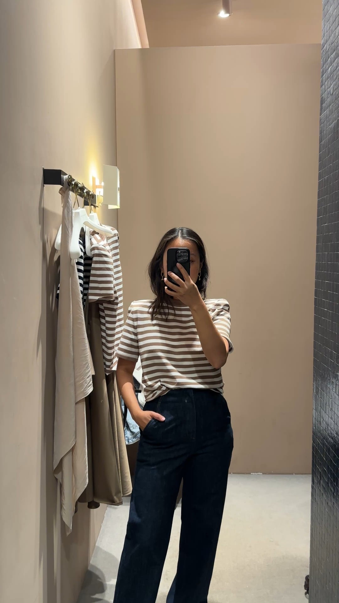 Size M in the top, size 8 in the jeans 

#LTKaustralia #LTKpetite #LTKstyletip