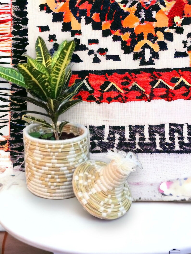 Vintage Beige and White Moroccan Basket, Handmade Basket, Berber Bread Basket, Tribal Basket, Sto... | Etsy (US)