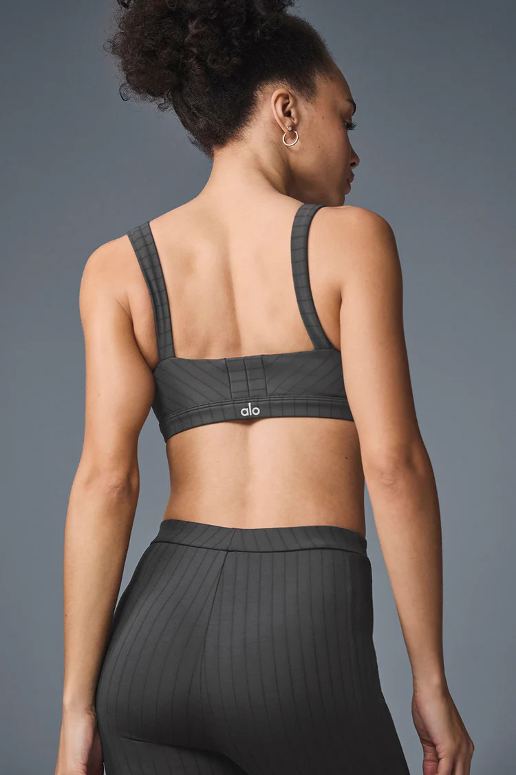 Pinstripe Jacquard Captivate Bra - Anthracite/Black | Alo Yoga (US)