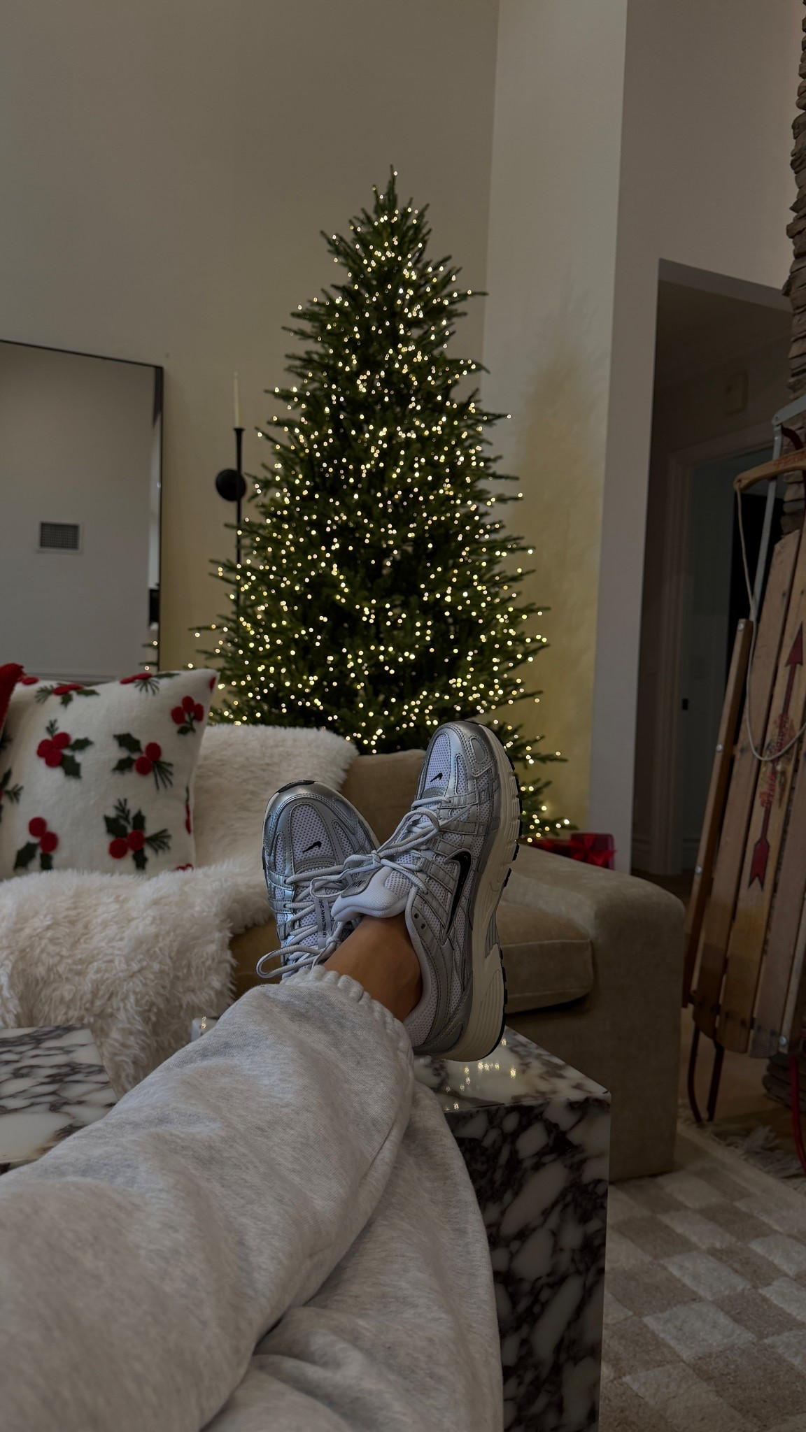 Sneaker of the YEAR! 
So comfy and an everyday winner 
Great for gym, Disney, walking around 
Honestly my favorite sneaker I have 7 pairs 😂

Sneakers 
Best sneaker 
Silver sneaker 
Nike p6000

#LTKGiftGuide #LTKootd #LTKActive