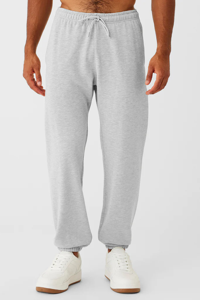 Chill Sweatpant - Athletic Heather Grey | Alo Yoga (US)
