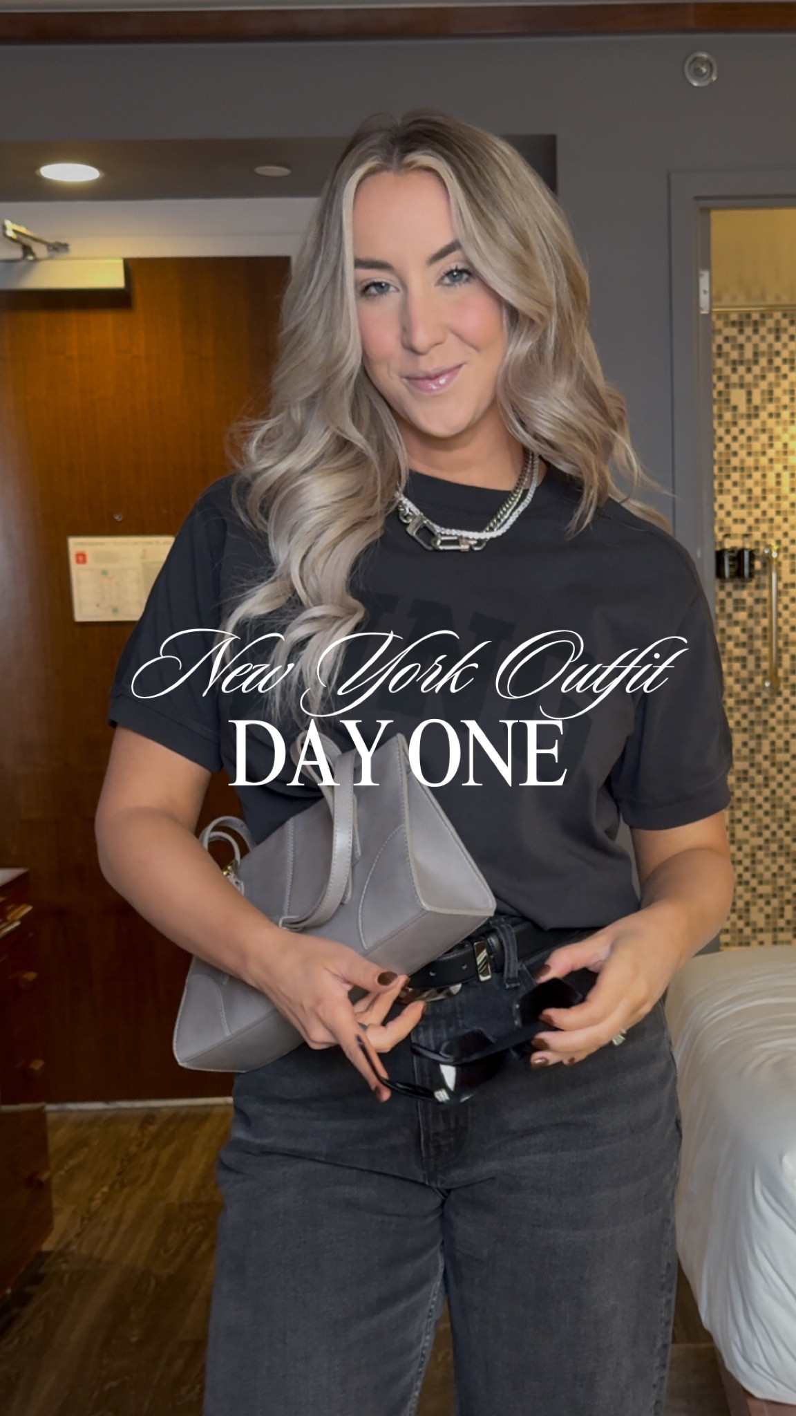 All black fall outfit for the day 🖤

Tshirt: L (tts)
Denim: 29 Curve Love Long

#LTKFindsUnder100 #LTKStyleTip #LTKMidsize