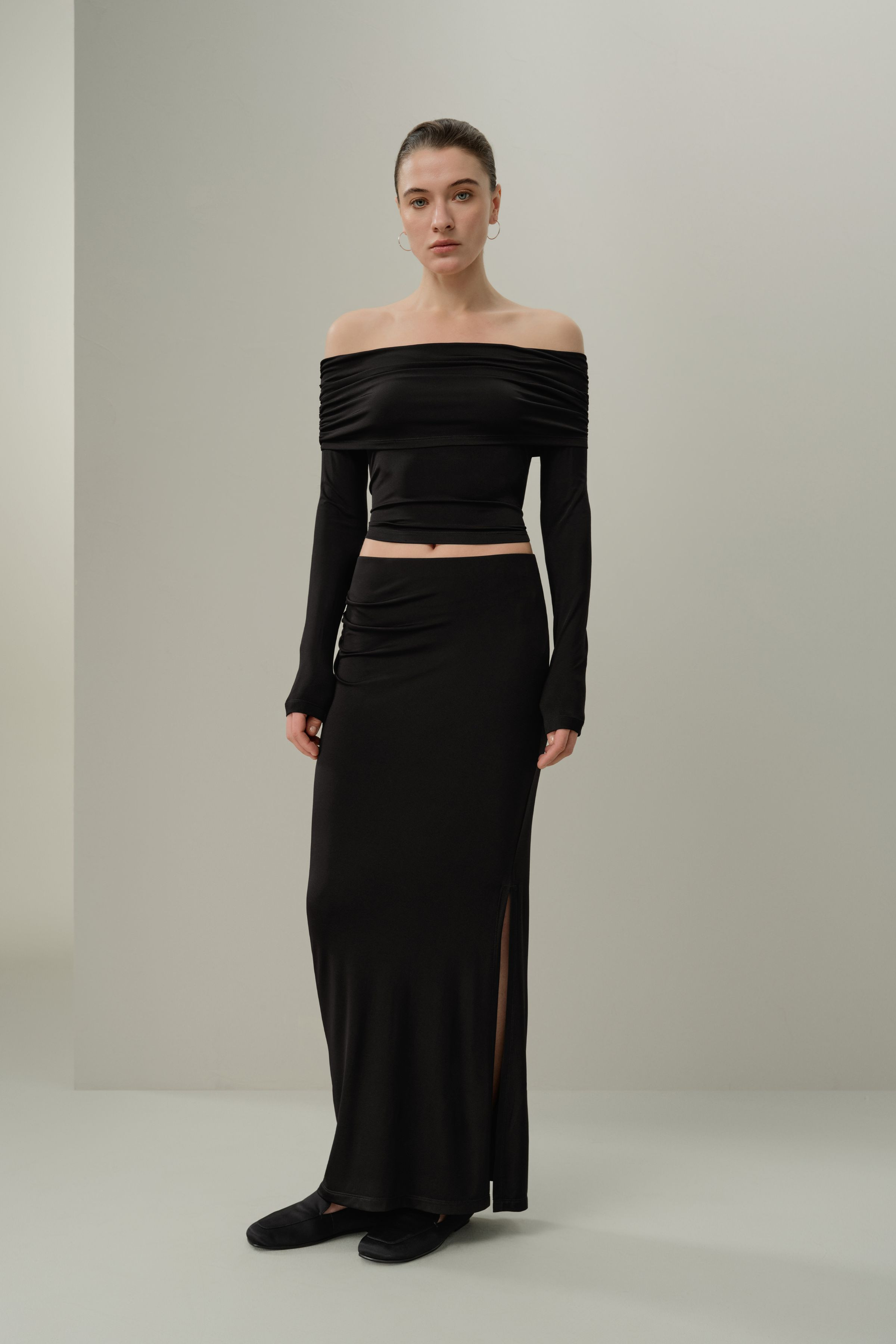Silk Breeze Jersey Off-Shoulder Long Sleeve Top | LILYSILK