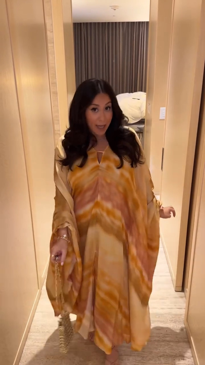 Night 1 of the wedding celebrations in Miami! 💛

#LTKStyleTip #LTKShoeCrush #LTKMens