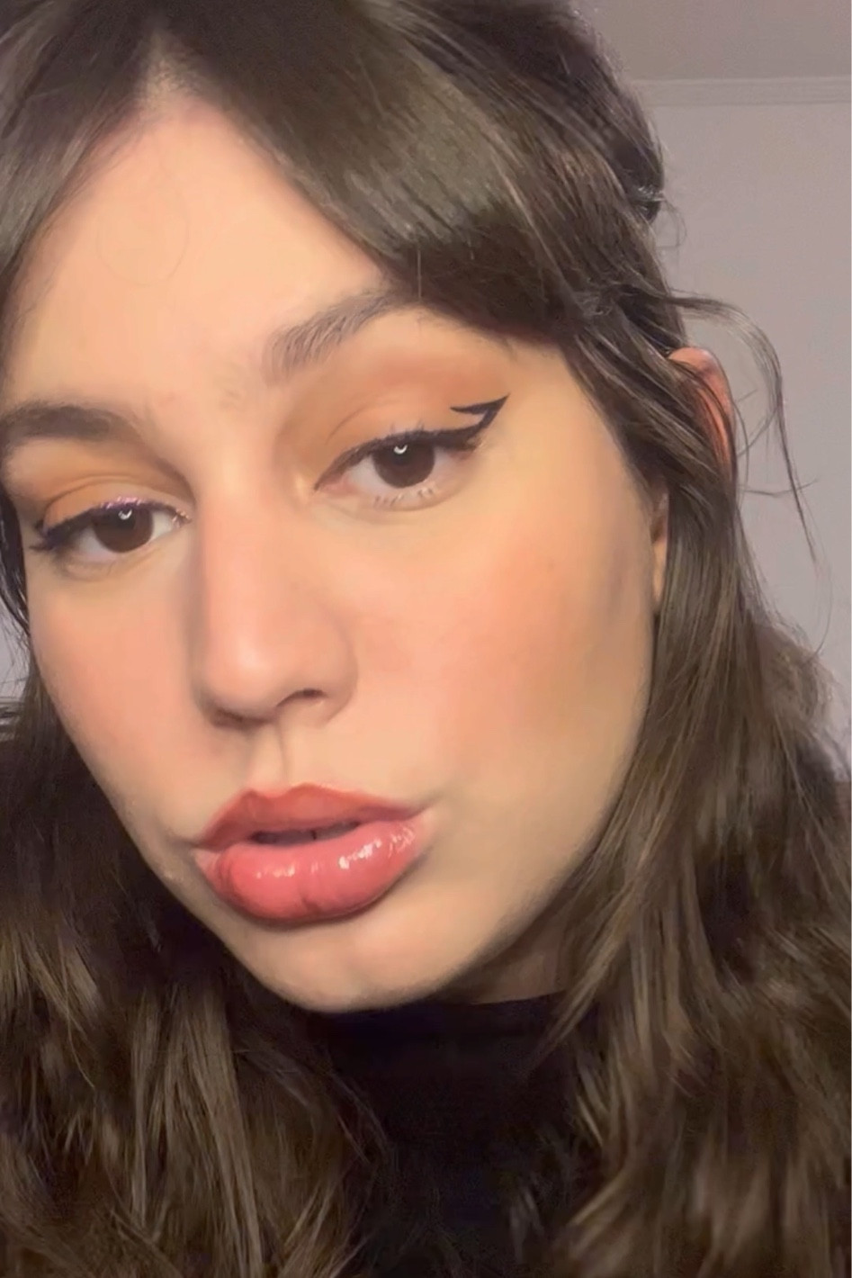 delineador gráfico com um toque metalizado no canto interno ✨ 

#LTKbeauty #LTKbrasil