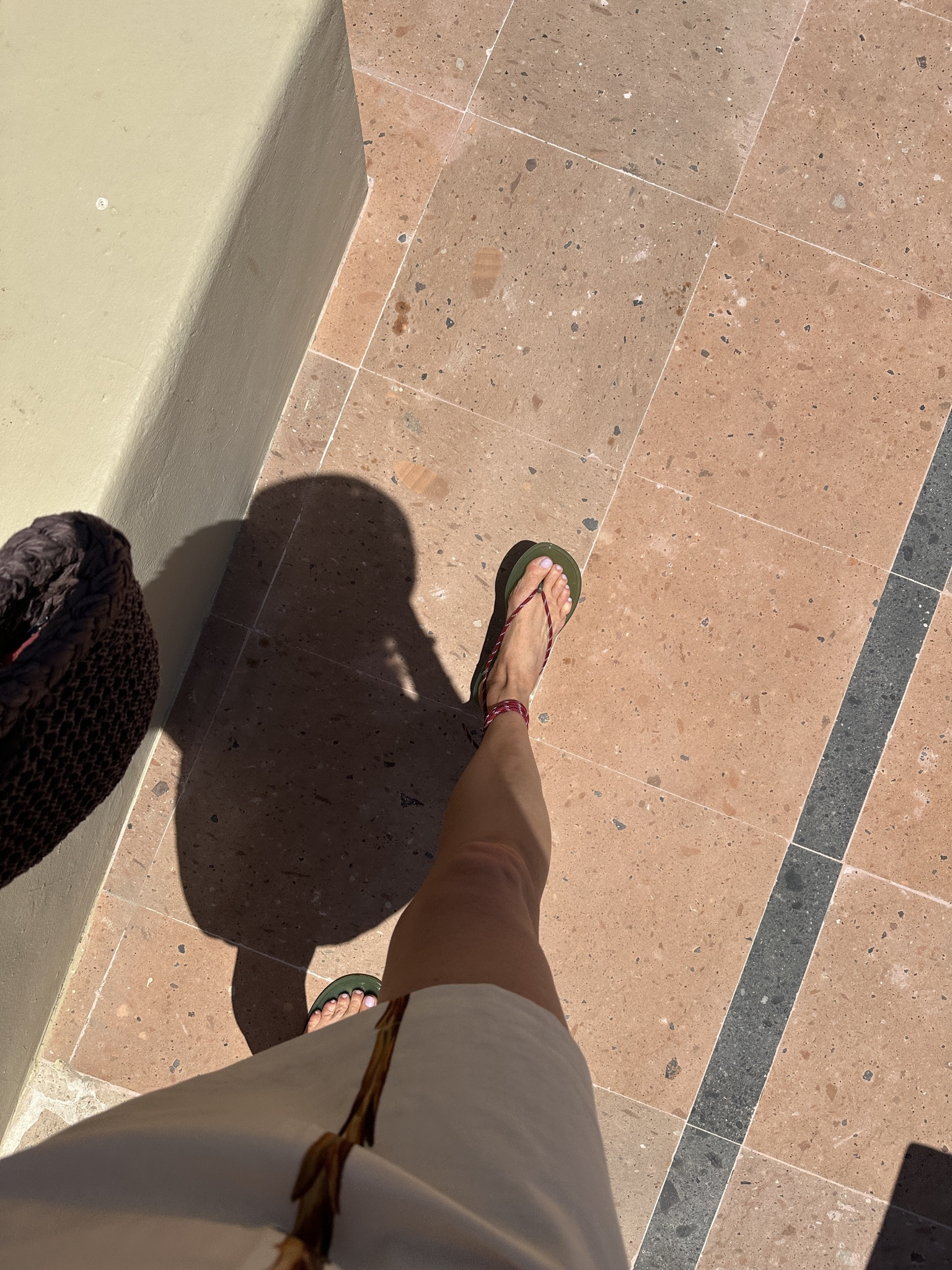 Can’t get enough of these paracord jelly wrap sandals. Go up 1.5-2 full sizes whe ordering! 