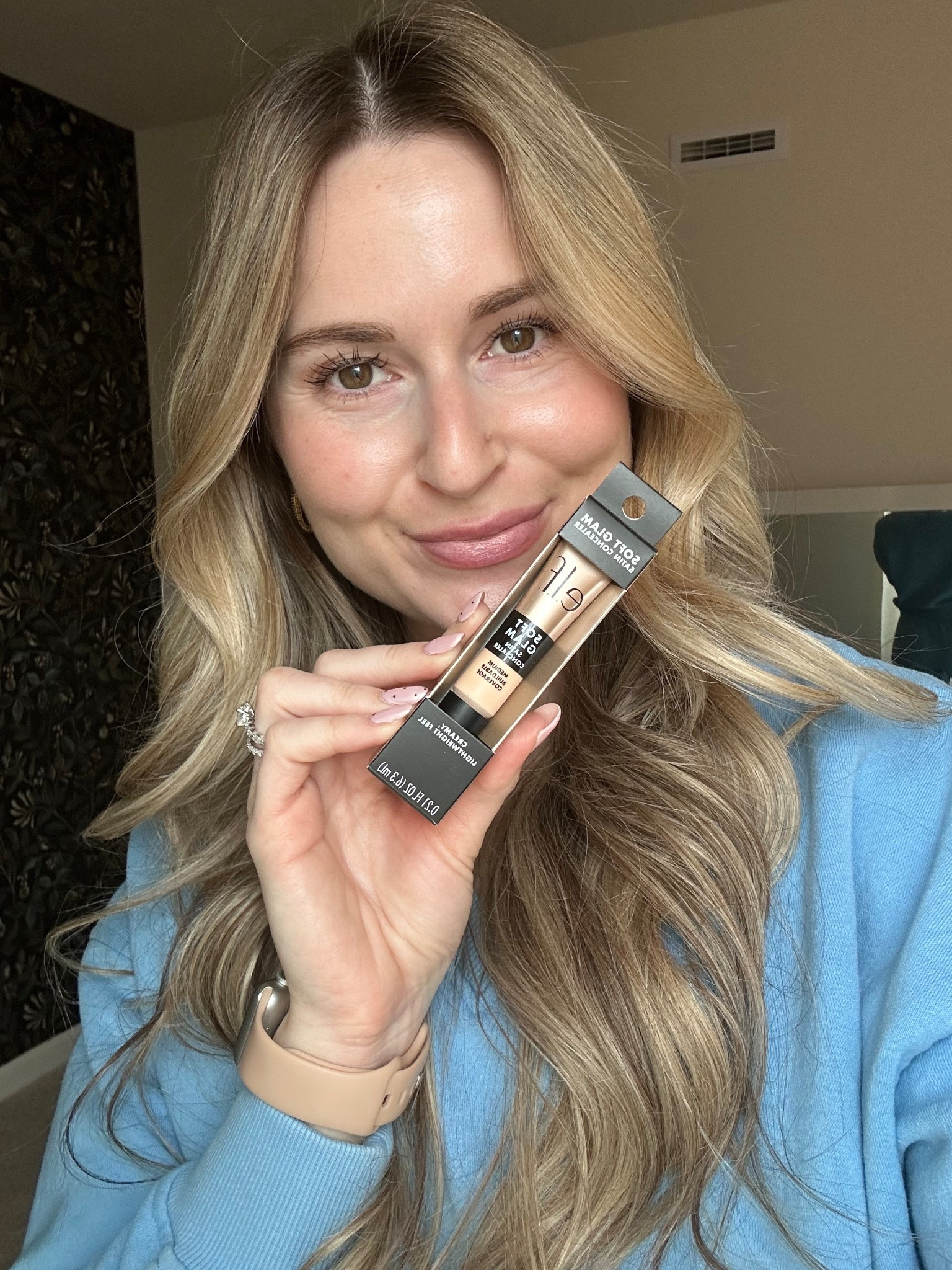 The best drugstore concealer!!

#LTKBeauty #LTKgrwm