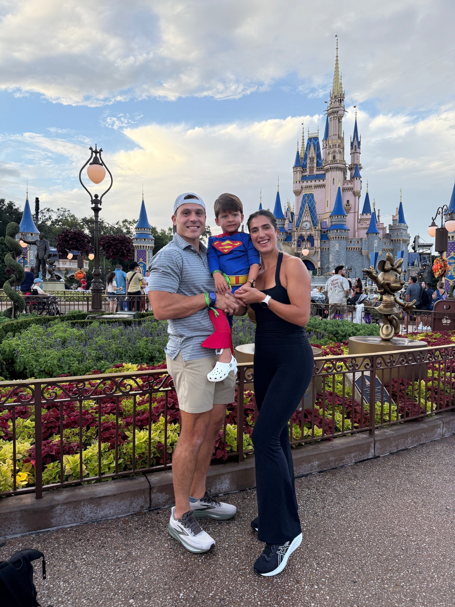 Comfort is key at Disney! Loved this set from CSB for those long days in the parks 😮‍💨

family travel, activewear, mom style, dad style, Halloween costume, Disney style, golf style

Grace White | A Southern Drawl

#LTKFamily #LTKSeasonal #LTKActive