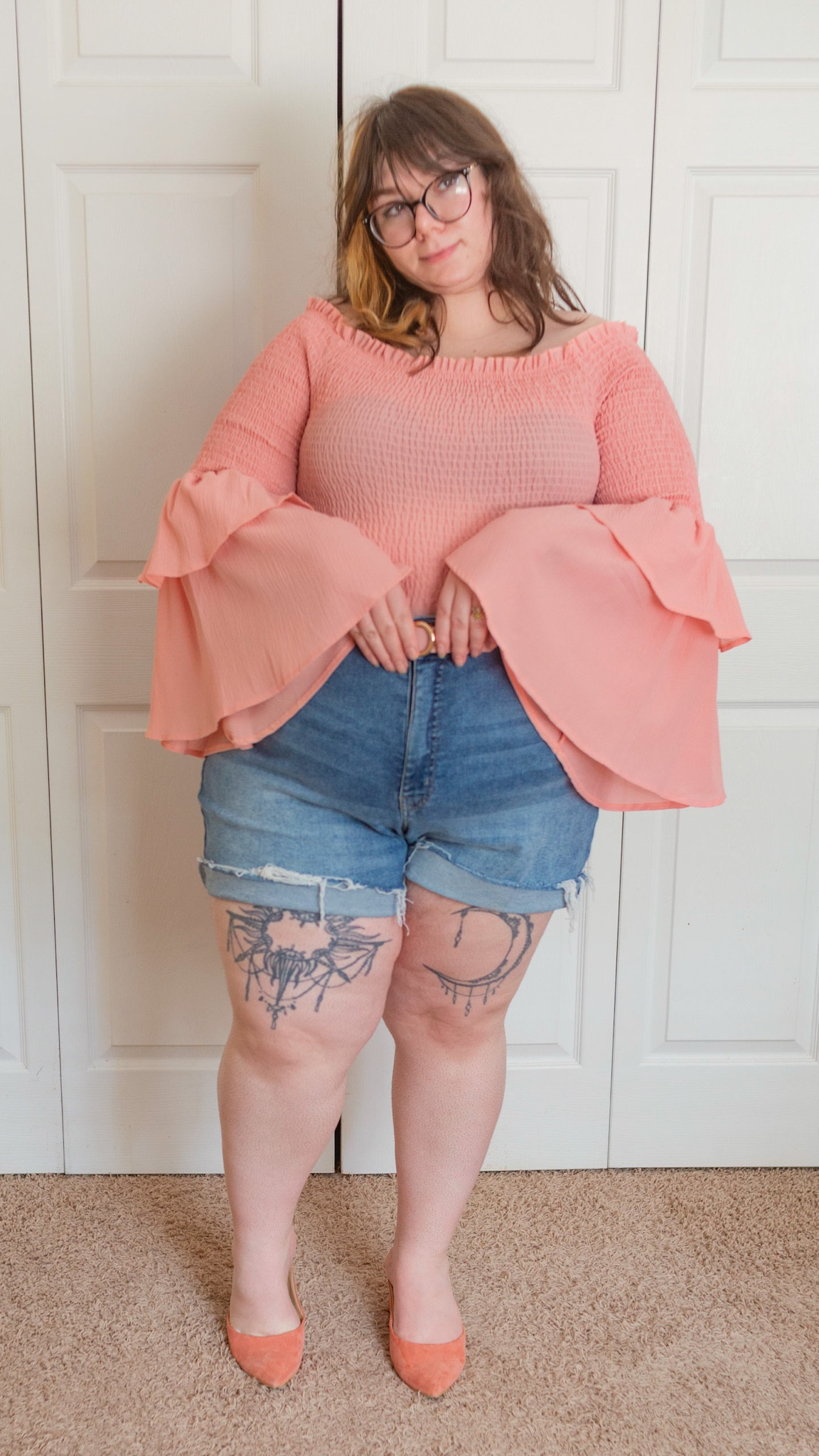 Plus size pastel pink shirred off the shoulder angel sleeve denim shorts outfit 

#LTKstyletip #LTKSeasonal #LTKcurves