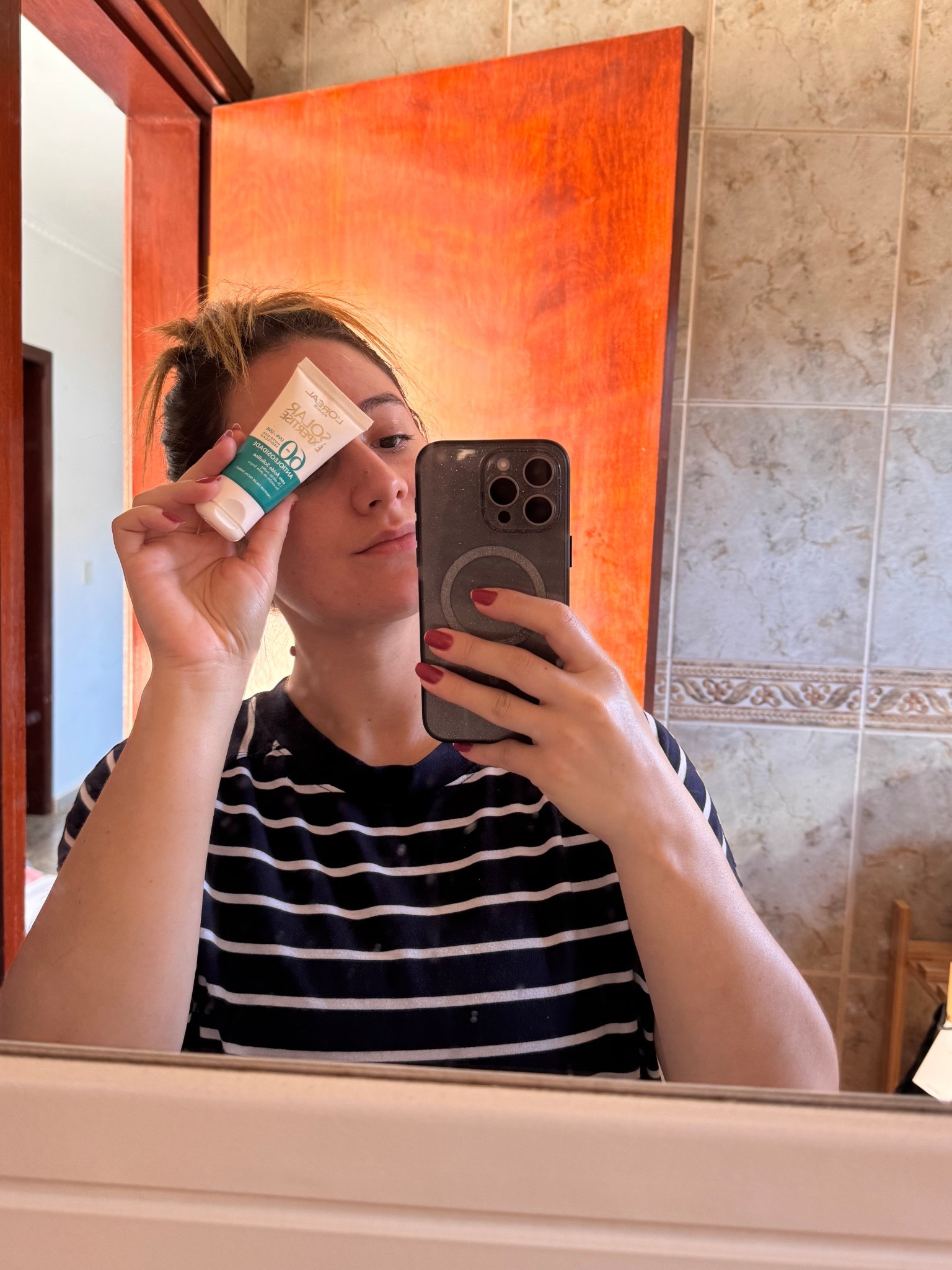 Já passou seu protetor solar hoje ?
Não esqueça de cuidar da sua pele e beber bastante água 💧 

#LTKbrasil