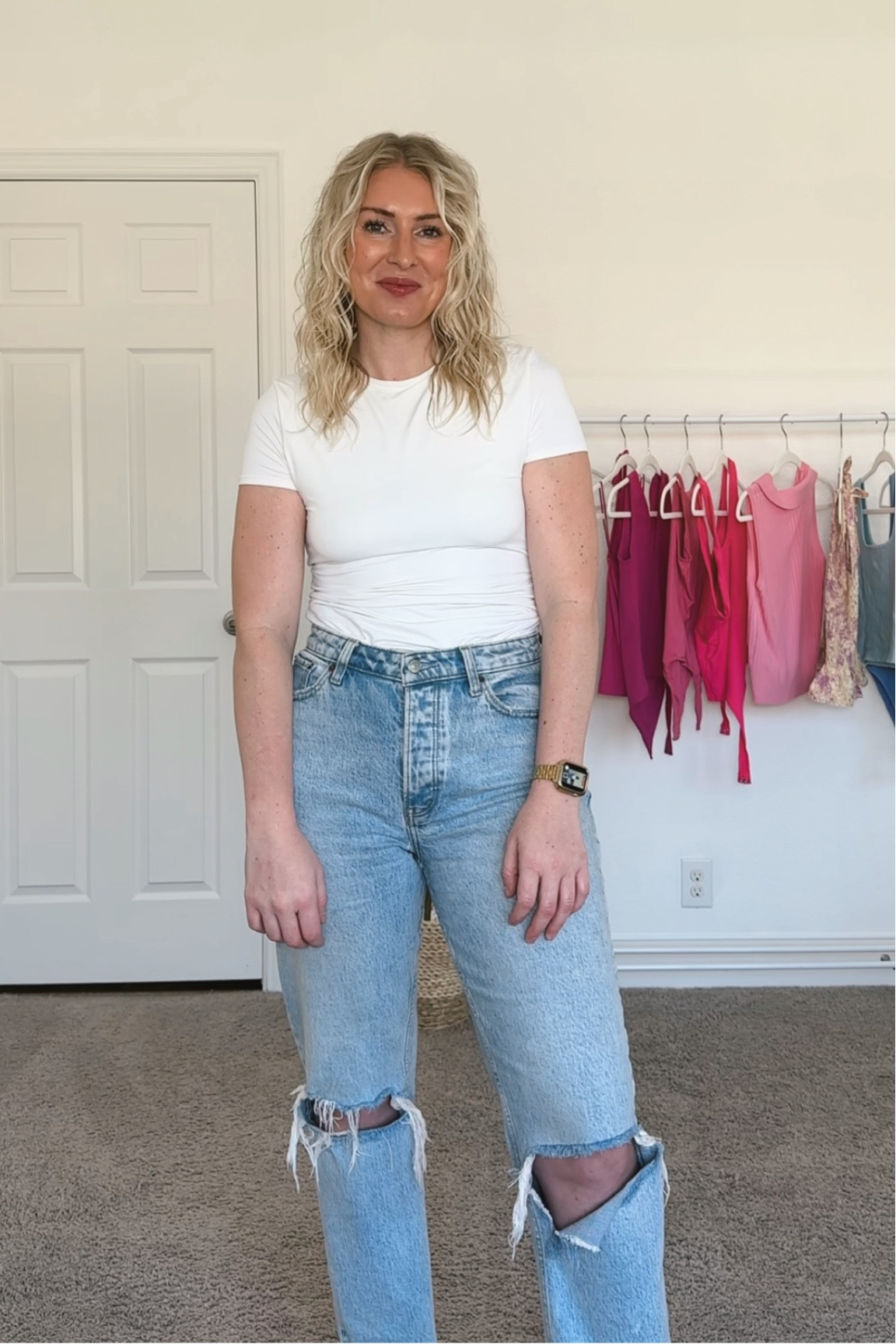 Jeans I’m wearing here - curve love dad jeans size 27 regular - I size down in these because they are a more relaxed fit and loosen up over time 
.
.
Abercrombie, Abercrombie jeans, Abercrombie denim, Abercrombie style, best jeans, denim, curvy jeans, curve love

#LTKstyletip #LTKunder100 #LTKcurves