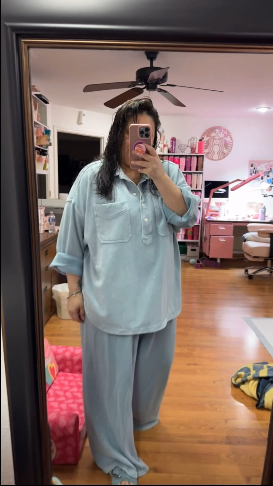 I spent a week in the hospital with my mom and this everything I used  