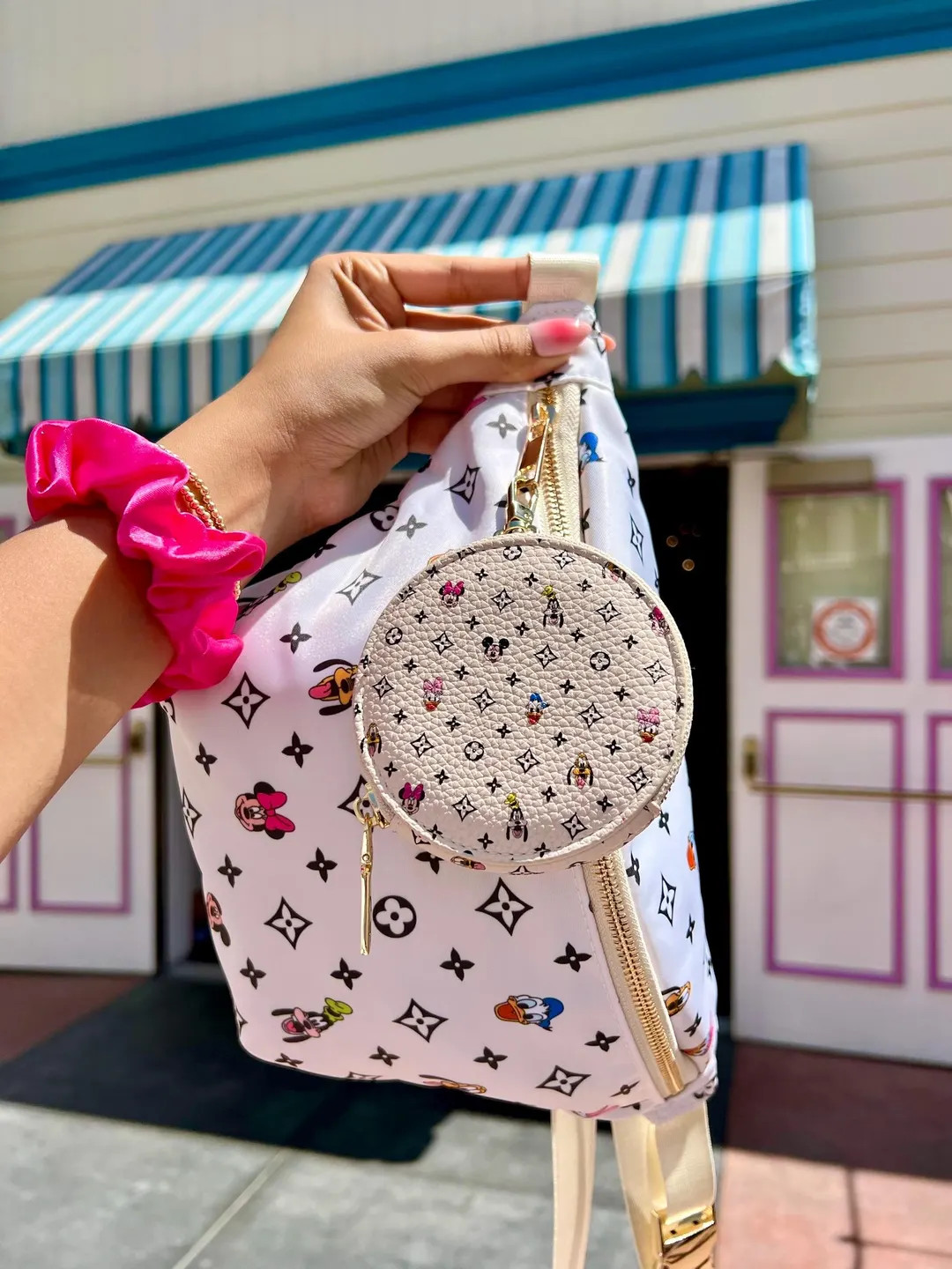 Sensational Six Jumbo Fanny Pack | Characters Crossbody | Multiple Sizes | Theme Park Fanny Packs... | Etsy (US)