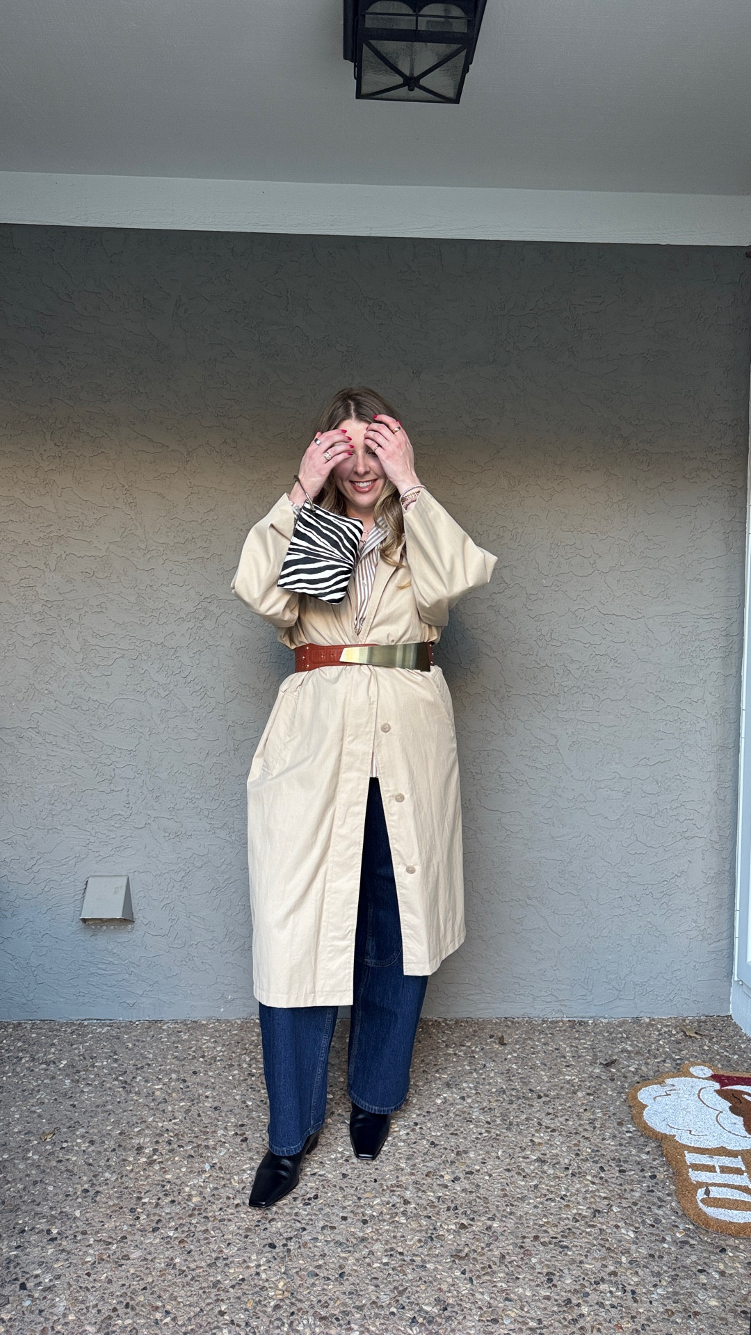 I almost donated this trench bc the belt was missing but then I added a statement one and it made the outfit way cooler! Linked similar!

#LTKTall #LTKootd #LTKMidsize