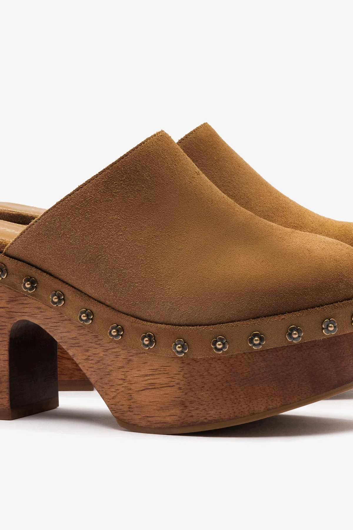 Miso Wooden Platform Clog In Peanut Suede | Larroude