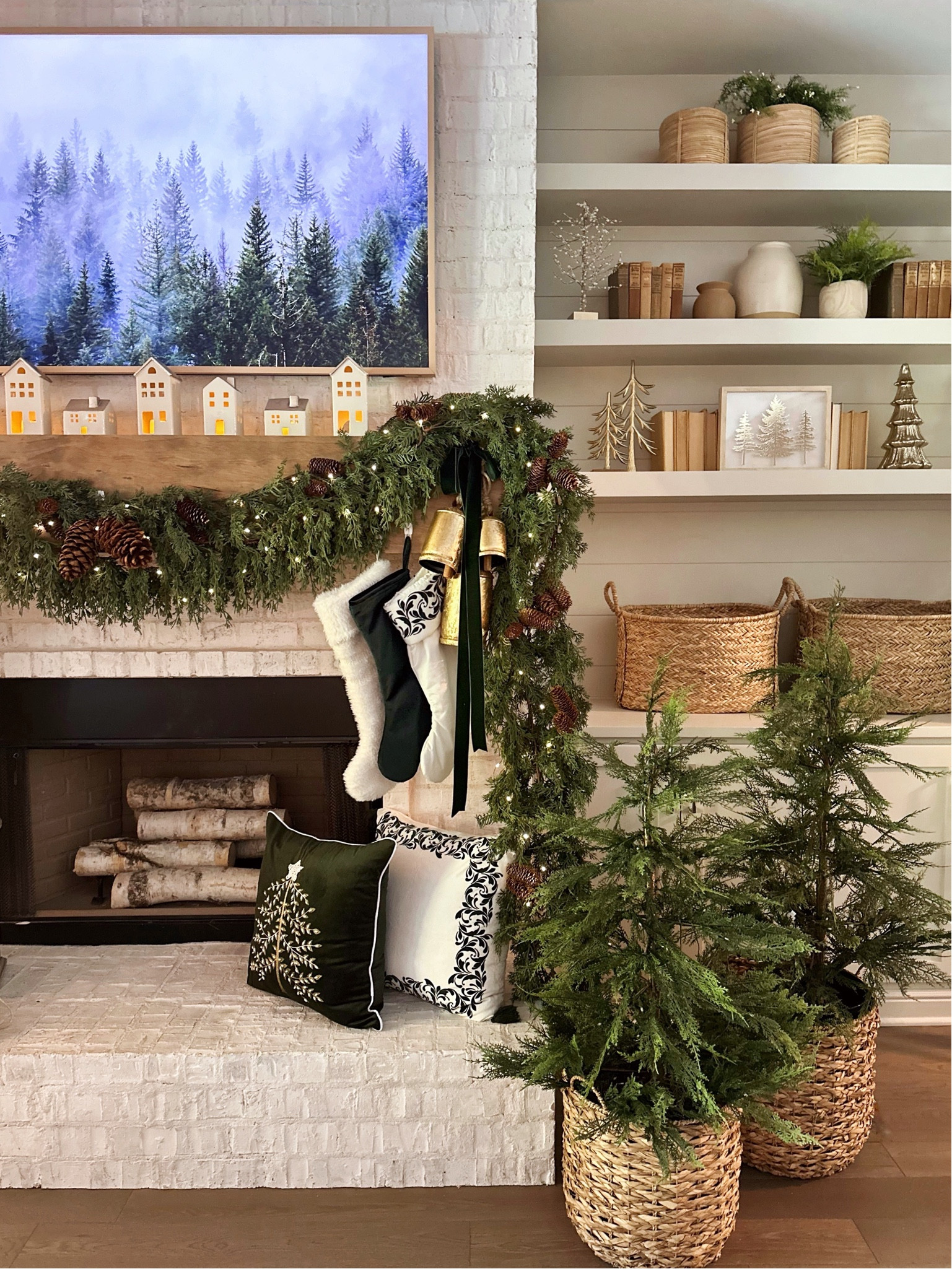 Mantel Christmas Decor

#LTKSeasonal #LTKhome #LTKHoliday