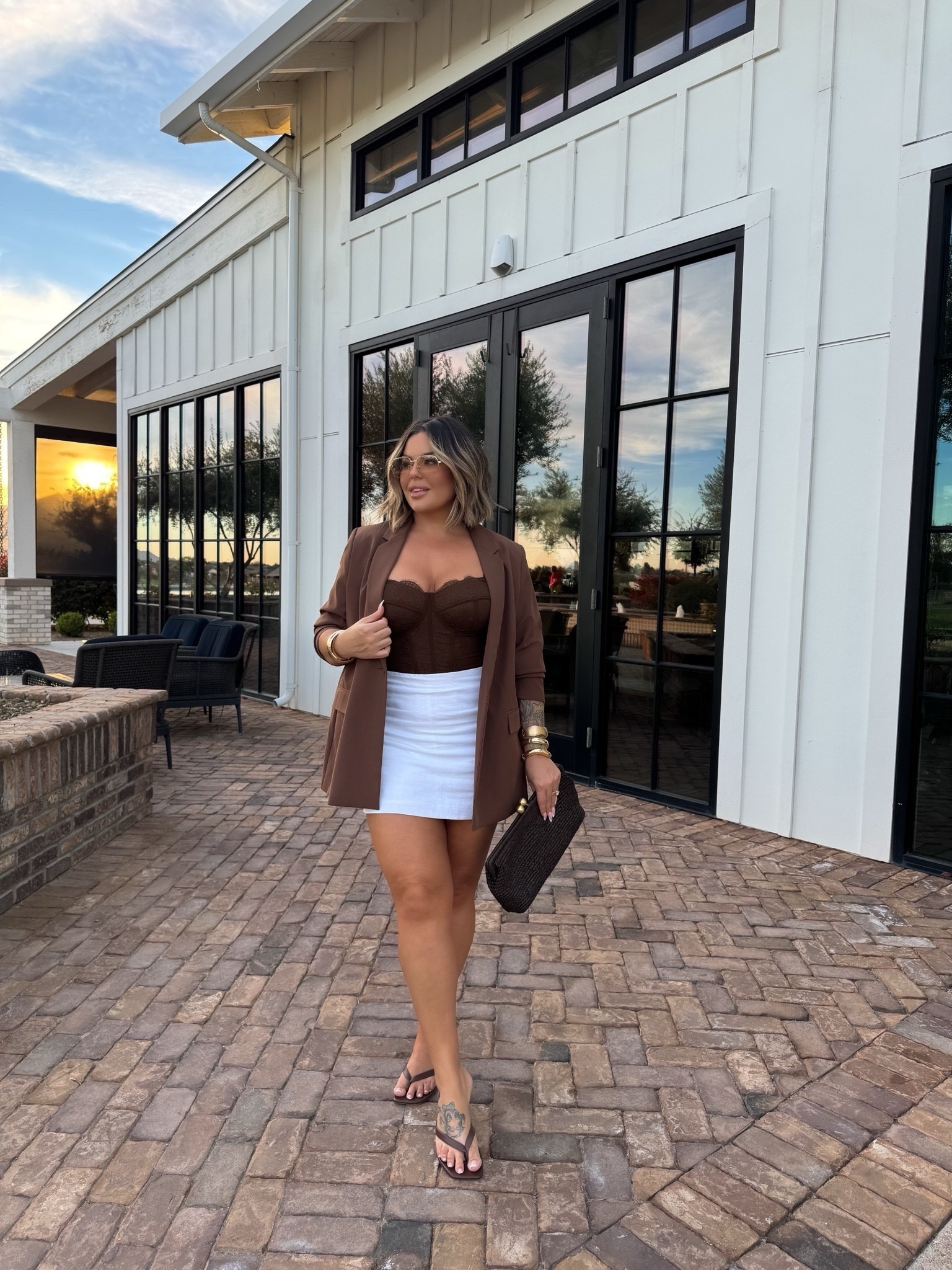 Corset xl 
Skort L 
Blazer xxl I recommend sizing up one size for a oversized fit 
Lip combo 
Liner honey 
Lipsticks mixed cream de nude 
And nars orgasm 
Heels linked similar mine are sold out

Follow my shop @shaynaslife on the @shop.LTK app to shop this post and get my exclusive app-only content!

#liketkit 
@shop.ltk
https://liketk.it/6kR7b