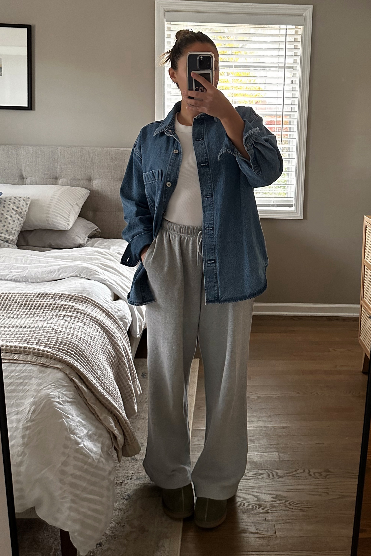 Oversized button down | small
Tank | small
Wide leg sweats | small