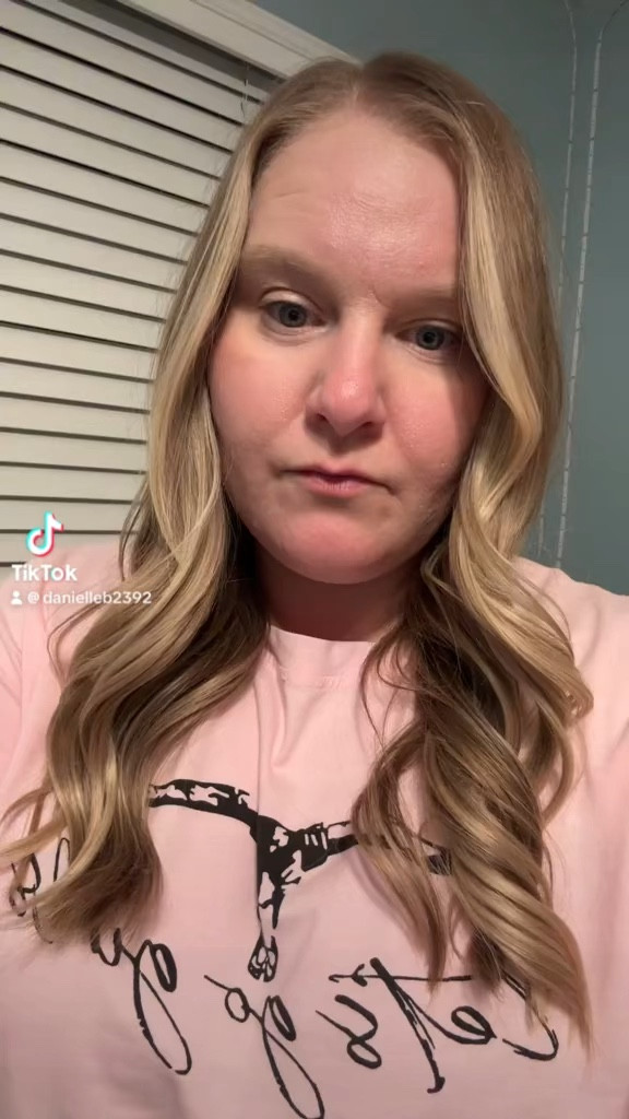 With Halloween coming up this week, I wanted to share about the Teal Pumpkin Project and give you some ideas of things you can give trick or treaters to make Halloween inclusive for everyone! 

#TealPumpkinProject
#halloween
#trickortreat

#LTKHalloween