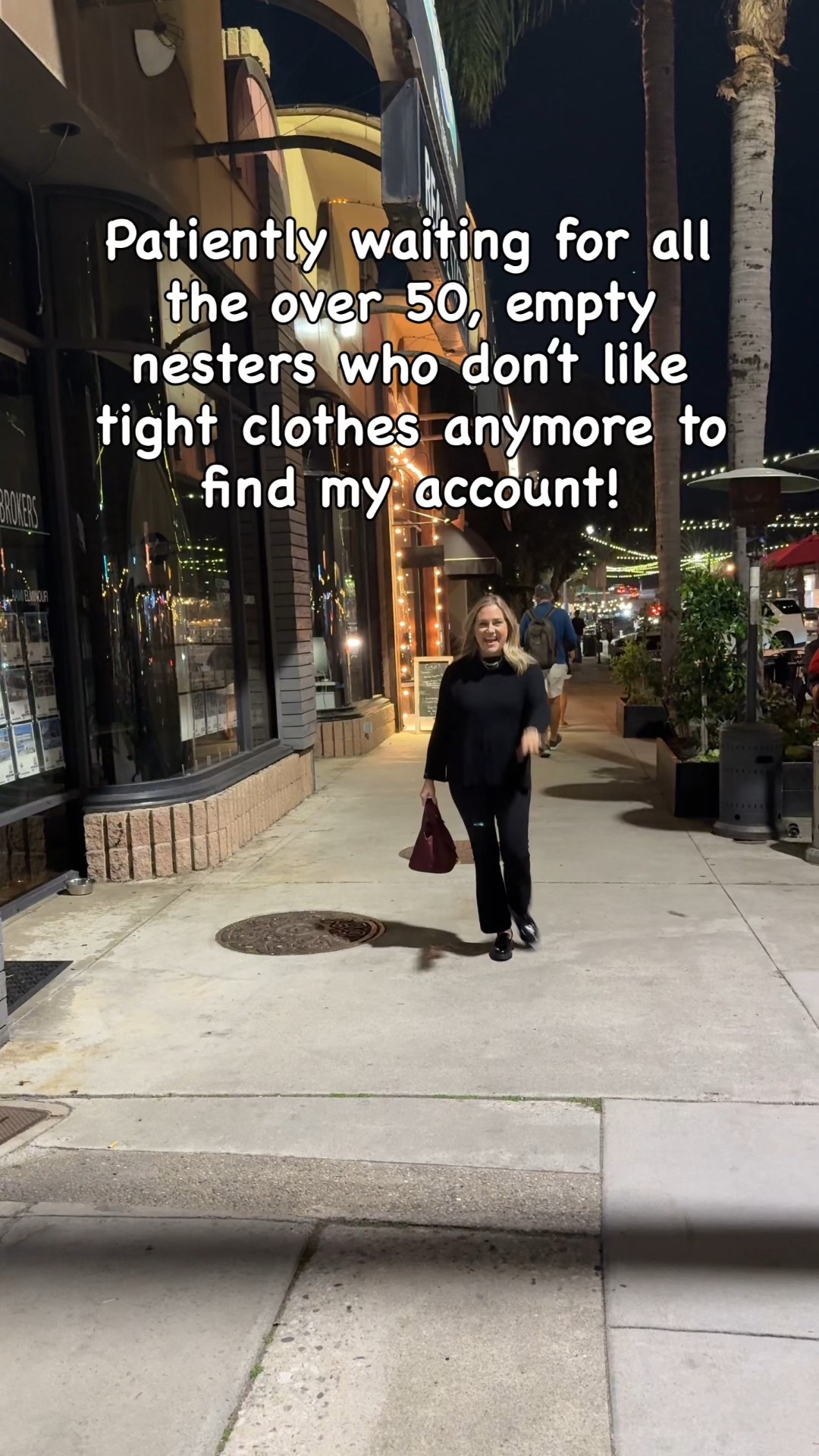 Here is what I wore out to dinner Saturday night. I thought you guys might enjoy seeing my process of getting dressed sometimes what you wear depend depends on your mood the weather and so many other things.  Something you love one time might just not work the next, but I love the formula of having your pants and top match for an easy, chic, cohesive look.

Comment SHOP below to receive a DM with the link to this post on my LTK ⬇ https://liketk.it/5QxMd