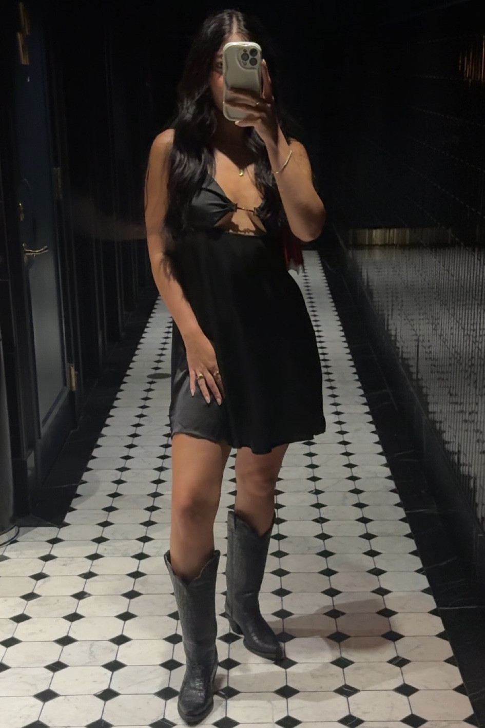 night out in nash🖤 #nashville

#LTKSummerSales #LTKStyleTip #LTKTravel