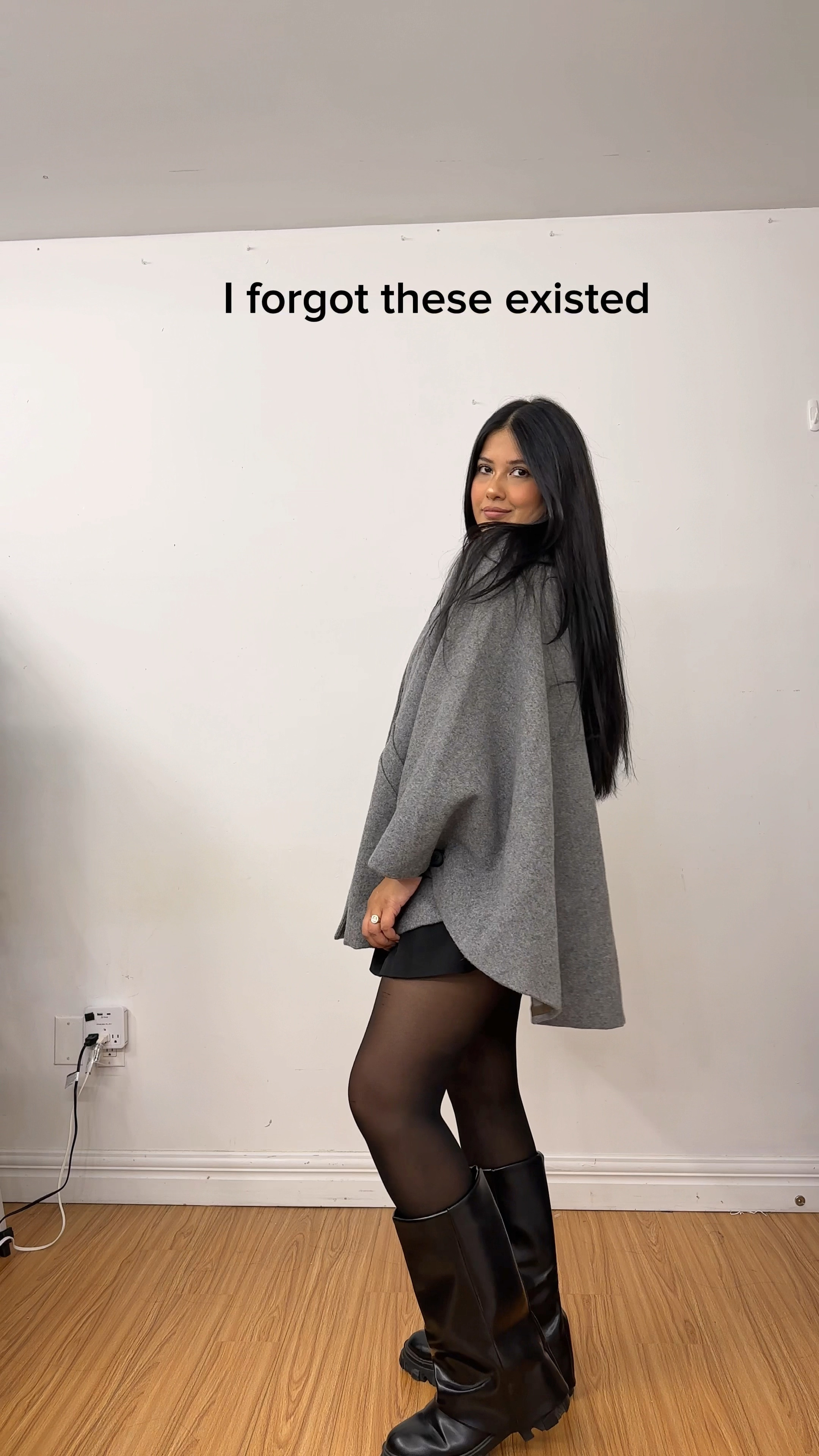 Some of these are old so I linked as many similar ones I could find 🤎
The second grey one I’m wearing is 100% wool, The MOTF one is a good choice!