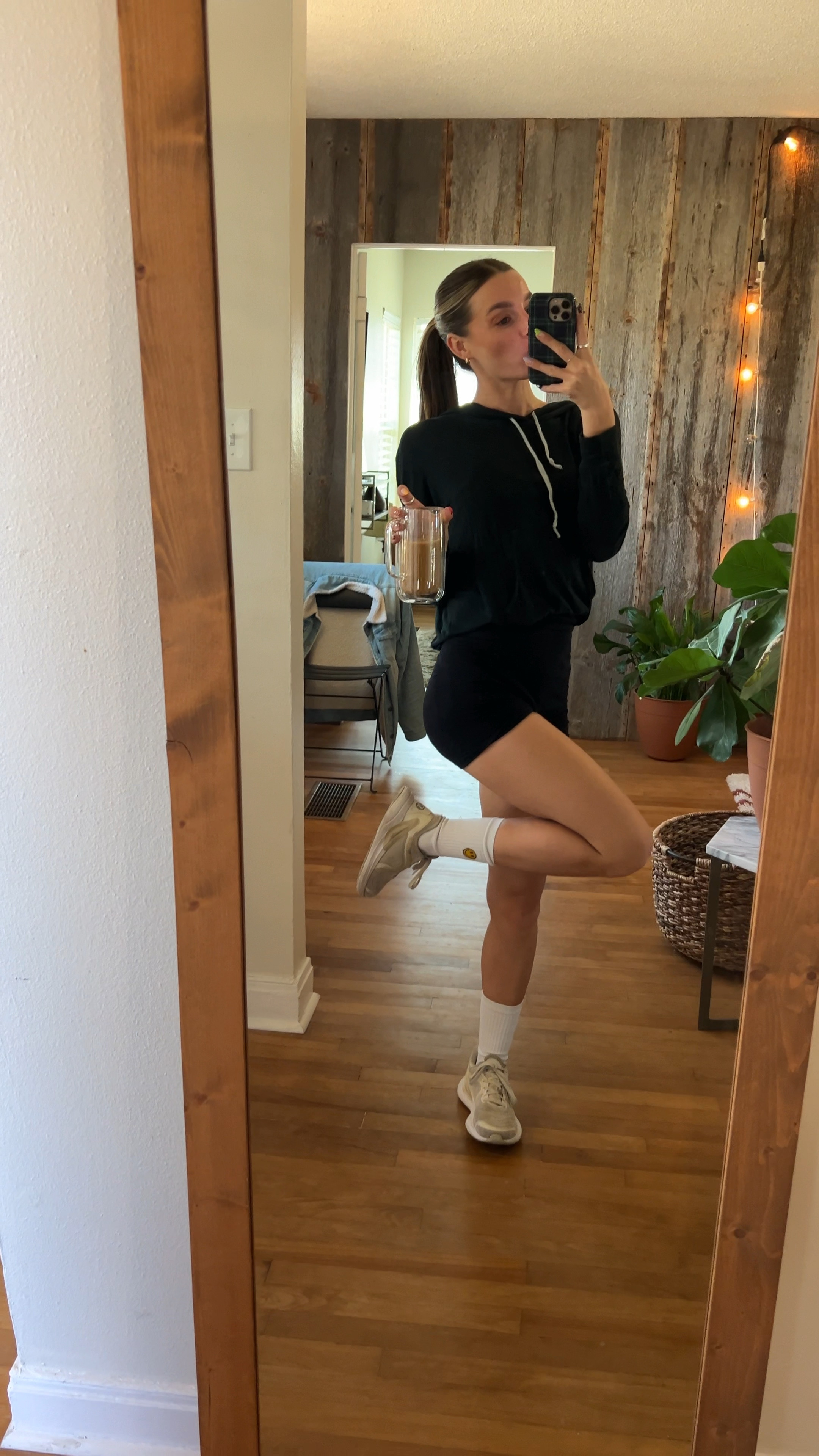 WFH outfit for my most productive days 🖤🤍

#LTKActive #LTKFitness #LTKStyleTip