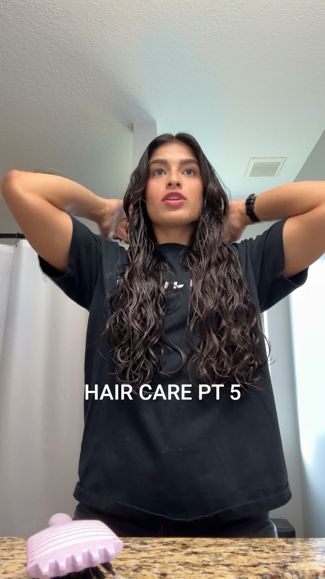 Hair Care PT 5🥹 After I did the same process in all the hair, I finish with this oil🙌🏽 Don’t ask me if it works, I guess it does because the hair looks flawlesssss🙇🏽‍♀️