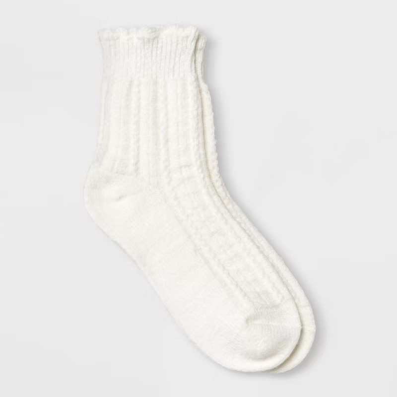 Women's Scalloped Edge Pointelle Super Soft Short Crew Boot Socks - Universal Thread™ 4-10 | Target