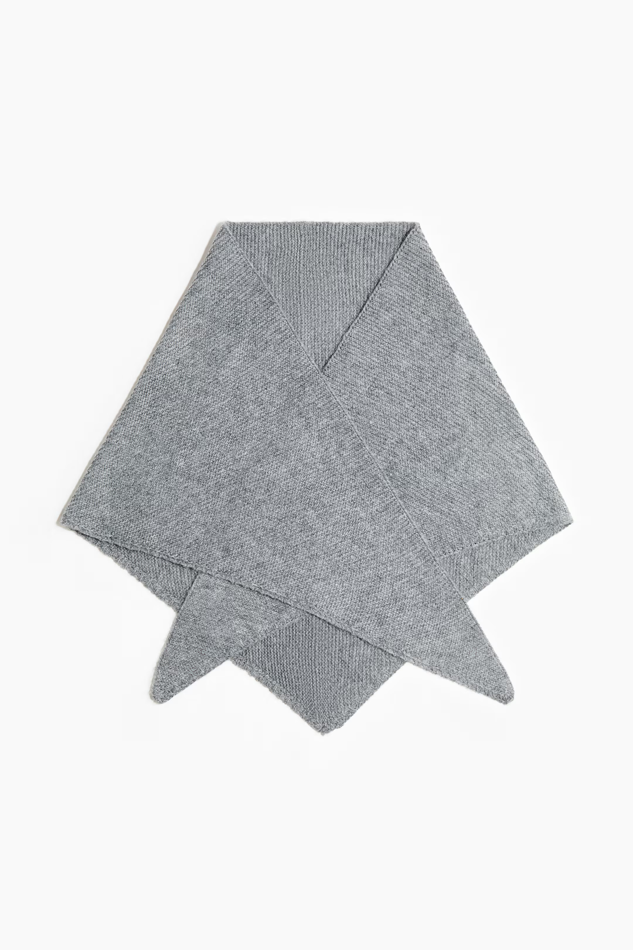 Garter-stitched triangle scarf | H&M (FR, IT, ES, PT, BE)