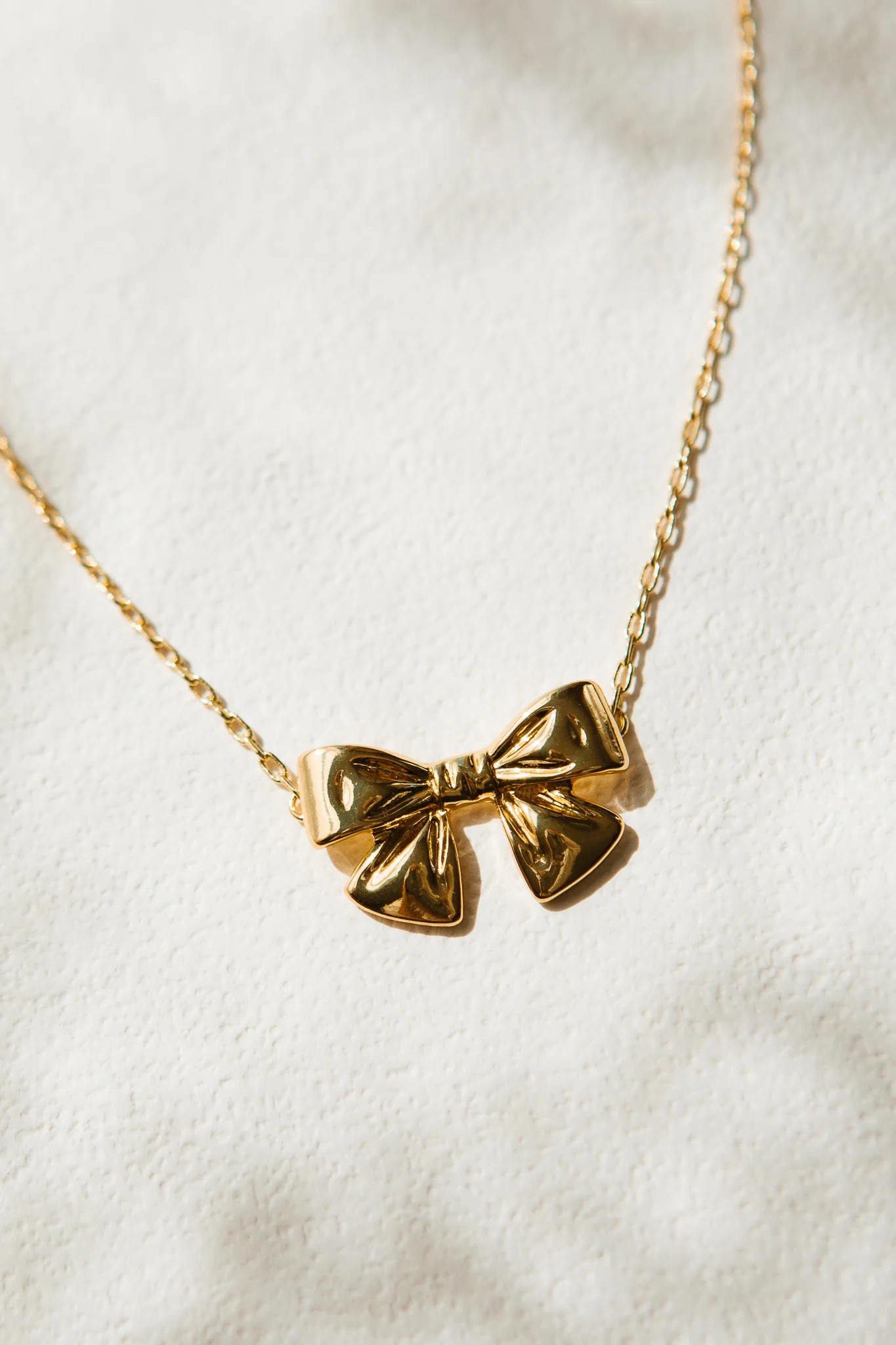 Gold Bow Necklace | Ivy City Co