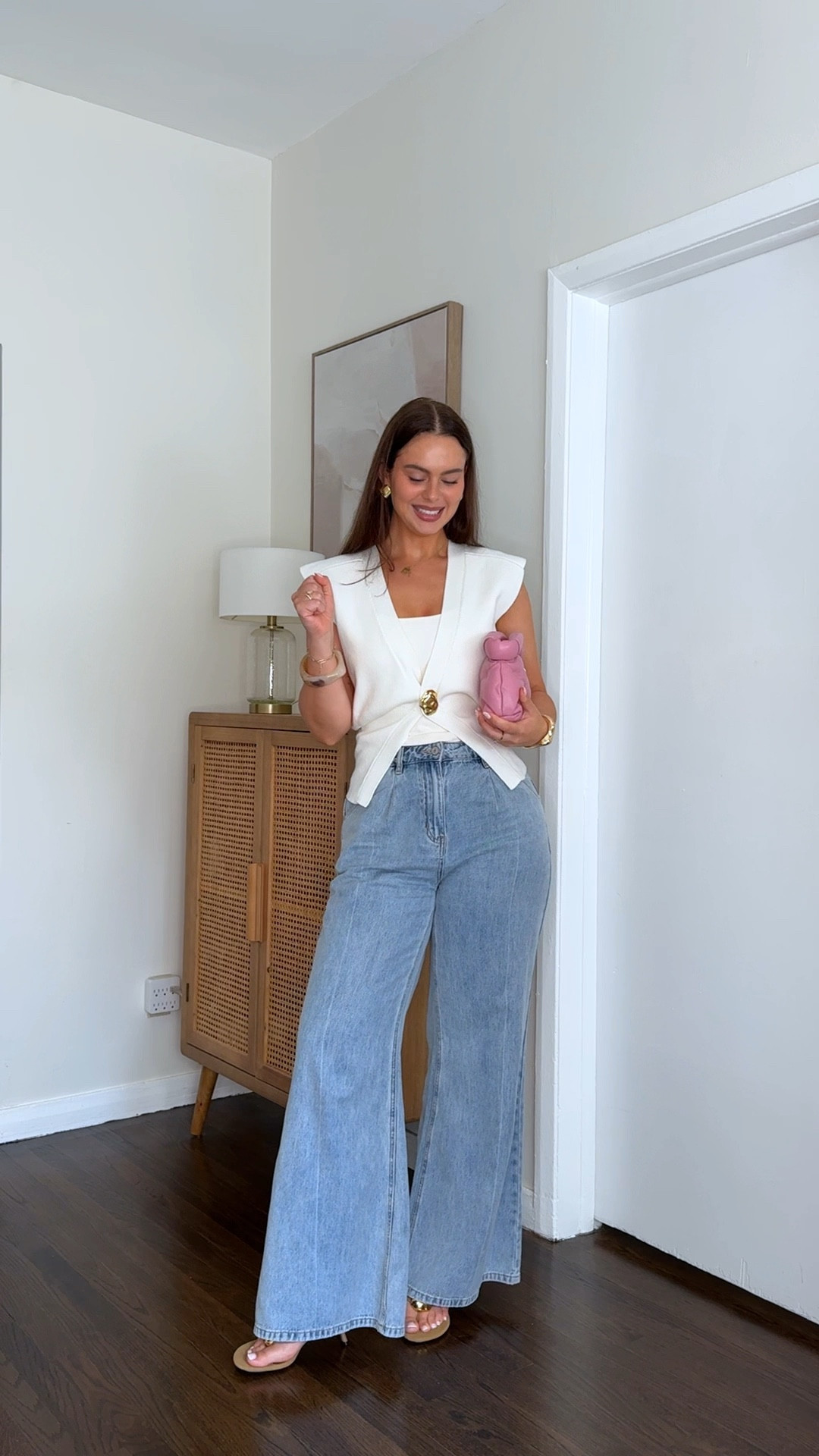 Jeans are ONLY in store! Not on UR website unfortunately 

#LTKWorkwear #LTKStyleTip #LTKMidsize