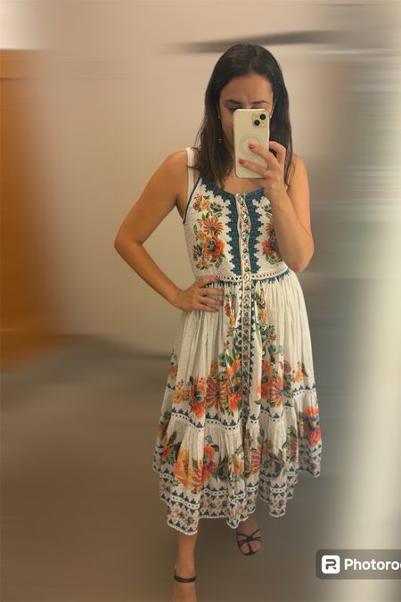 Gorgeous midi dress! 

#LTKSeasonal #LTKStyleTip