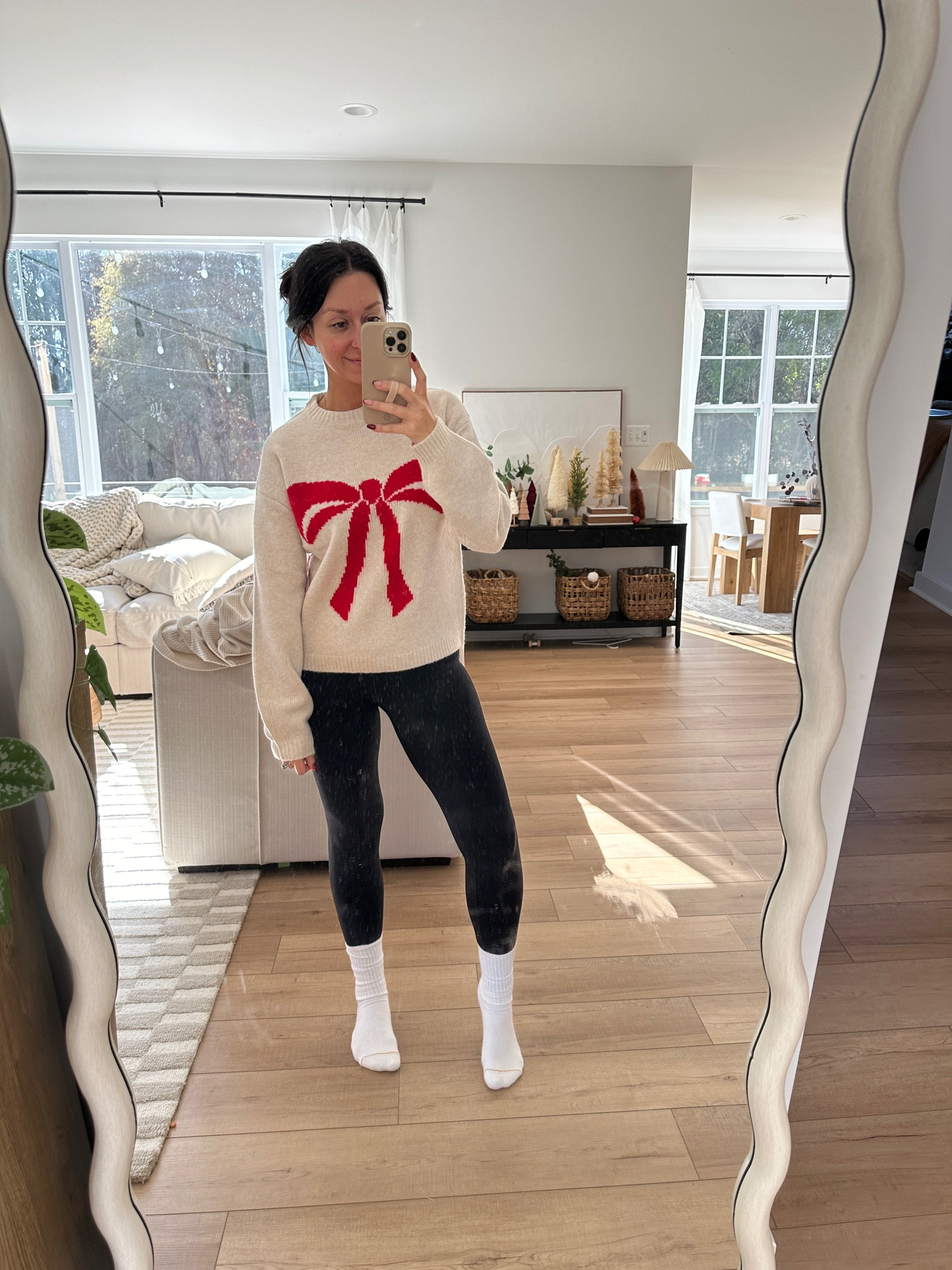 Messy mirror, messy hair, cute bow sweater 🎀❤️

#LTKHoliday #LTKSeasonal #LTKFindsUnder50