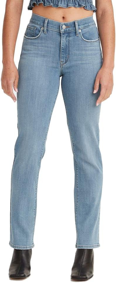 Levi's Women's Classic Straight Jeans (Also Available in Plus) | Amazon (US)