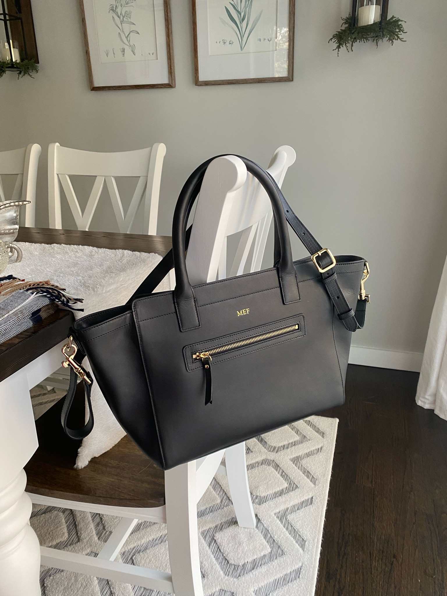 Mark and graham tote bag purse 

#LTKGiftGuide #LTKHoliday #LTKtravel