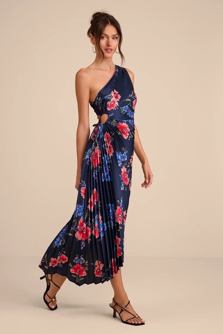 Lulus summer dresses, wedding guest dress, maxi dresses, midi dress, mini dress, anniversary dress, engagement photoshoot dress, bridesmaid dress, celebration dress, baby shower dress, maid of honor dress, mother of the bride dress, cocktail party dress, engagement dinner dress, honeymoon dress, floral dress, satin dress, formal dress  @shop.ltk #liketkit #lulusdresses #lulus #lovelulus 🥰 Thanks for being here & shopping with me! 🤍 Xo Christin

#LTKdayinmylife #LTKTravel #LTKWedding