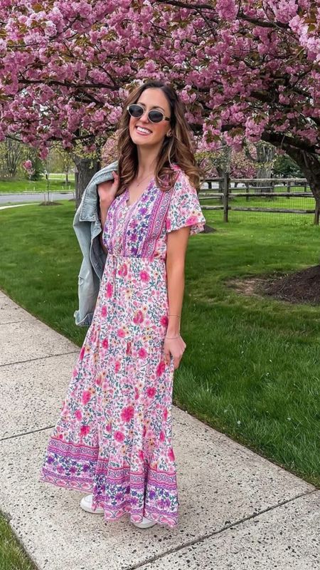 Spring outfit from Amazon 

Amazon sunglasses // old navy jean jacket // floral maxi dress // white sneakers // Amazon fashion find 

#LTKstyletip #LTKSeasonal #LTKfindsunder50
