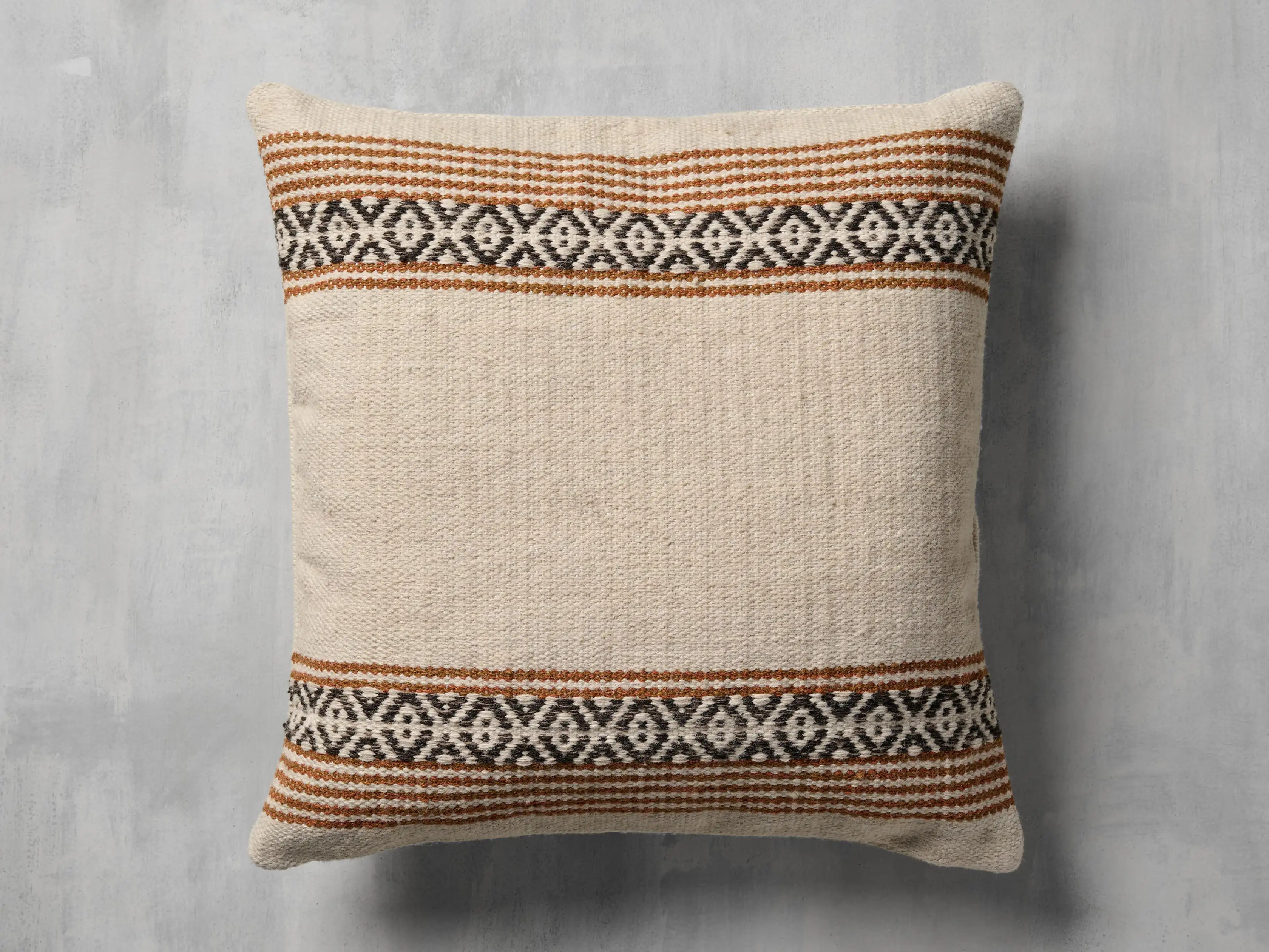 Tiendes Outdoor Pillow Cover | Arhaus