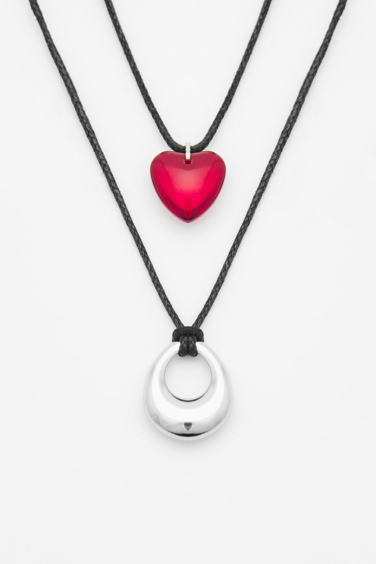 Pack of 2 pendant and heart necklaces | PULL and BEAR UK