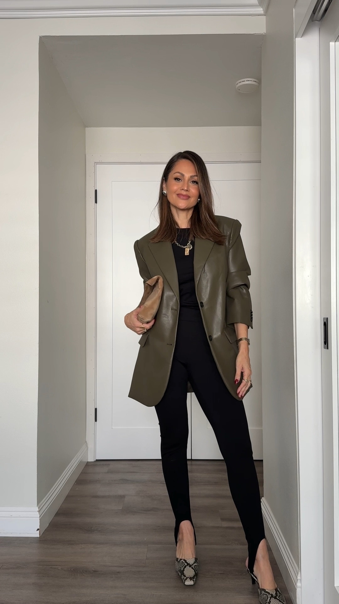 Simple chic leggings outfits
Perfect for thanksgiving holiday! 


#LTKHoliday #LTKootd #LTKgrwm