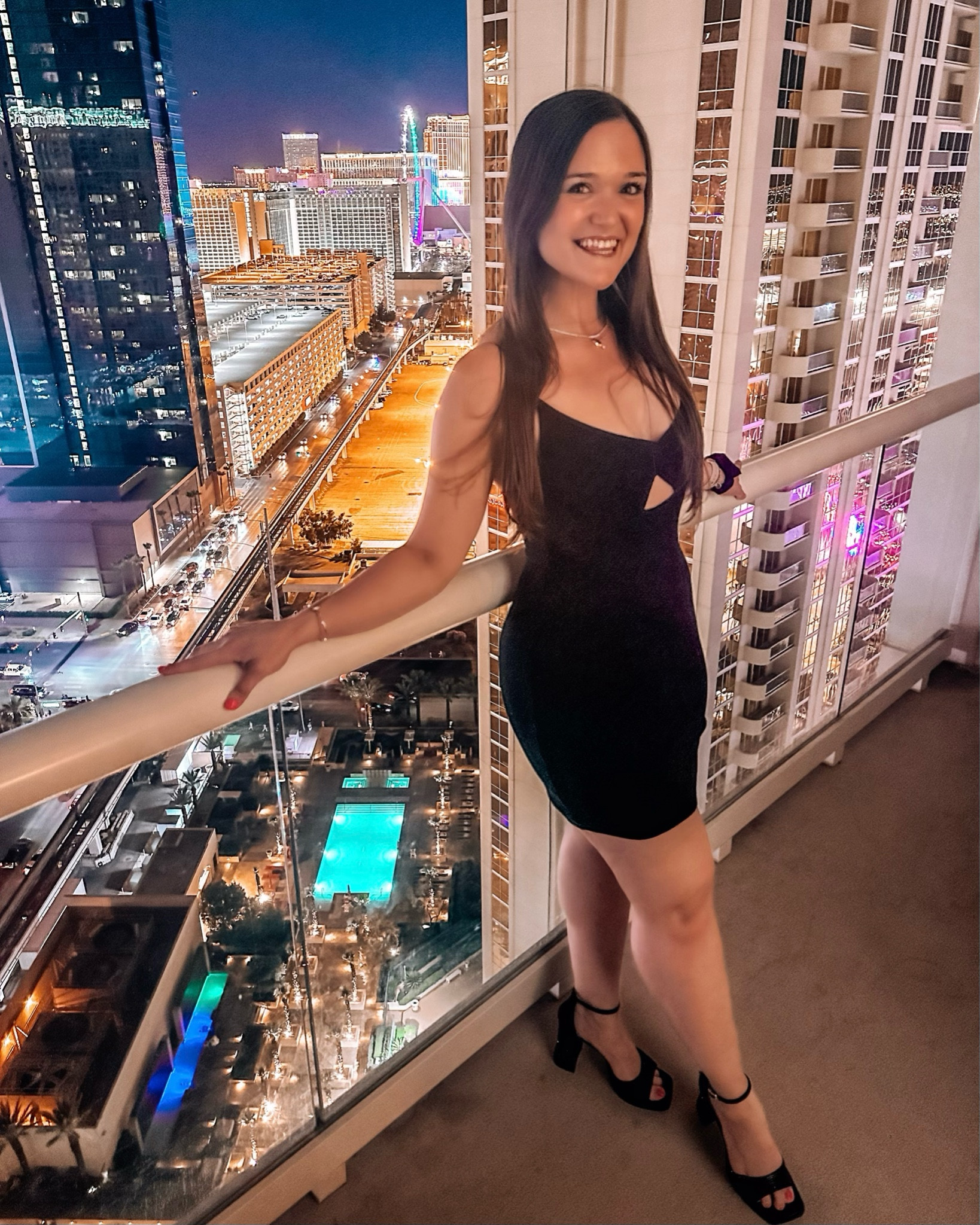 LC Takes LV in a new LBD 🖤

Little black dress | date night heels | girls night out | platform sandals | bejeweled heels | #LTKParties | GNO | Vegas | Girls Trip | bodycon dress | club attire 

#LTKShoeCrush #LTKSummerSales #LTKSaleAlert