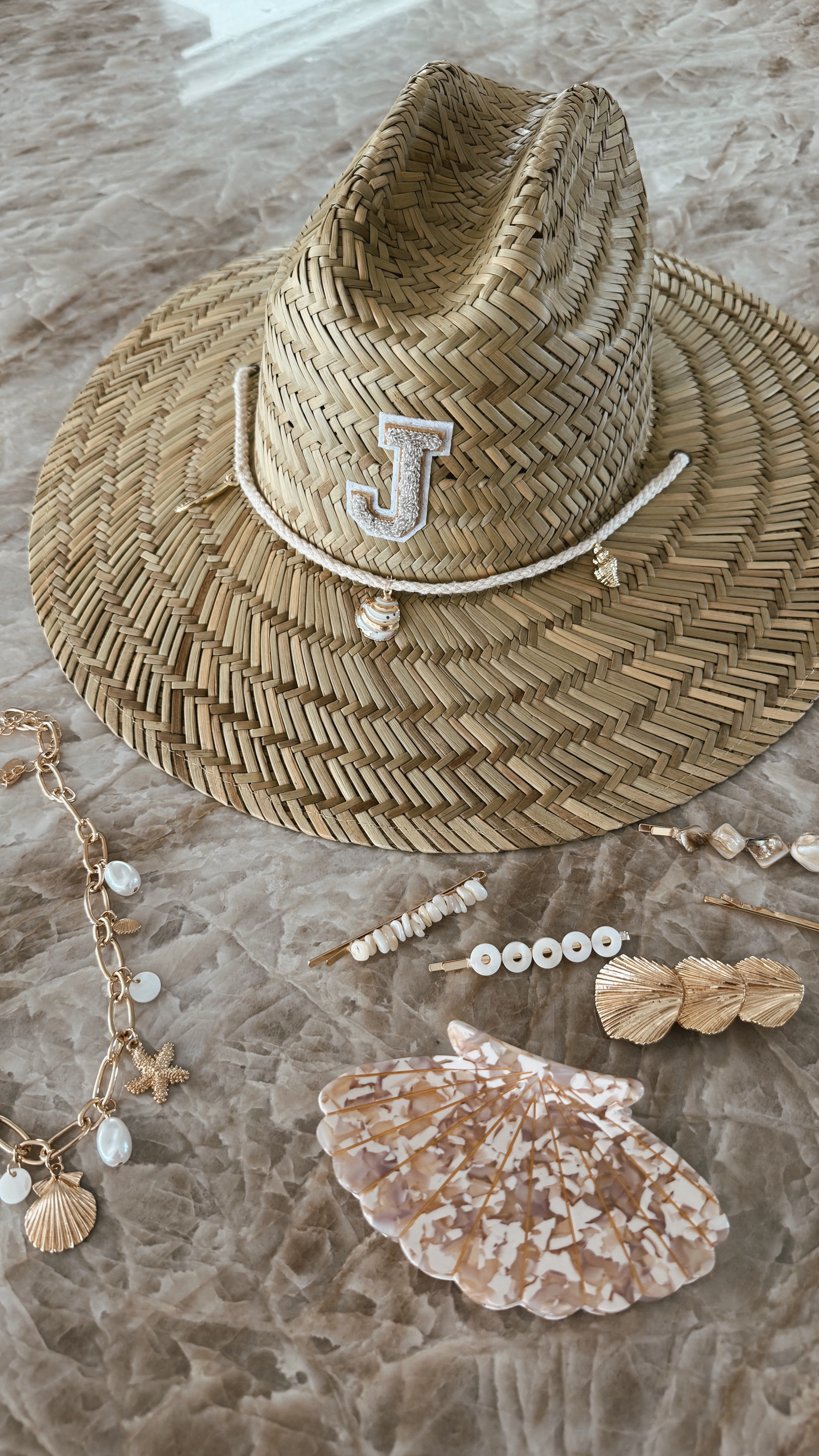 Gimme all the shell accessories please 🐚 
Hat : @stelgal 
#accessories #shells #shelljewelry #shellclips #shellcharms #shellnecklace #shellhairclip #vacation #resortwear #beachaccessories #beachessentials #miami #hat 

#LTKTravel #LTKSeasonal #LTKFindsUnder50