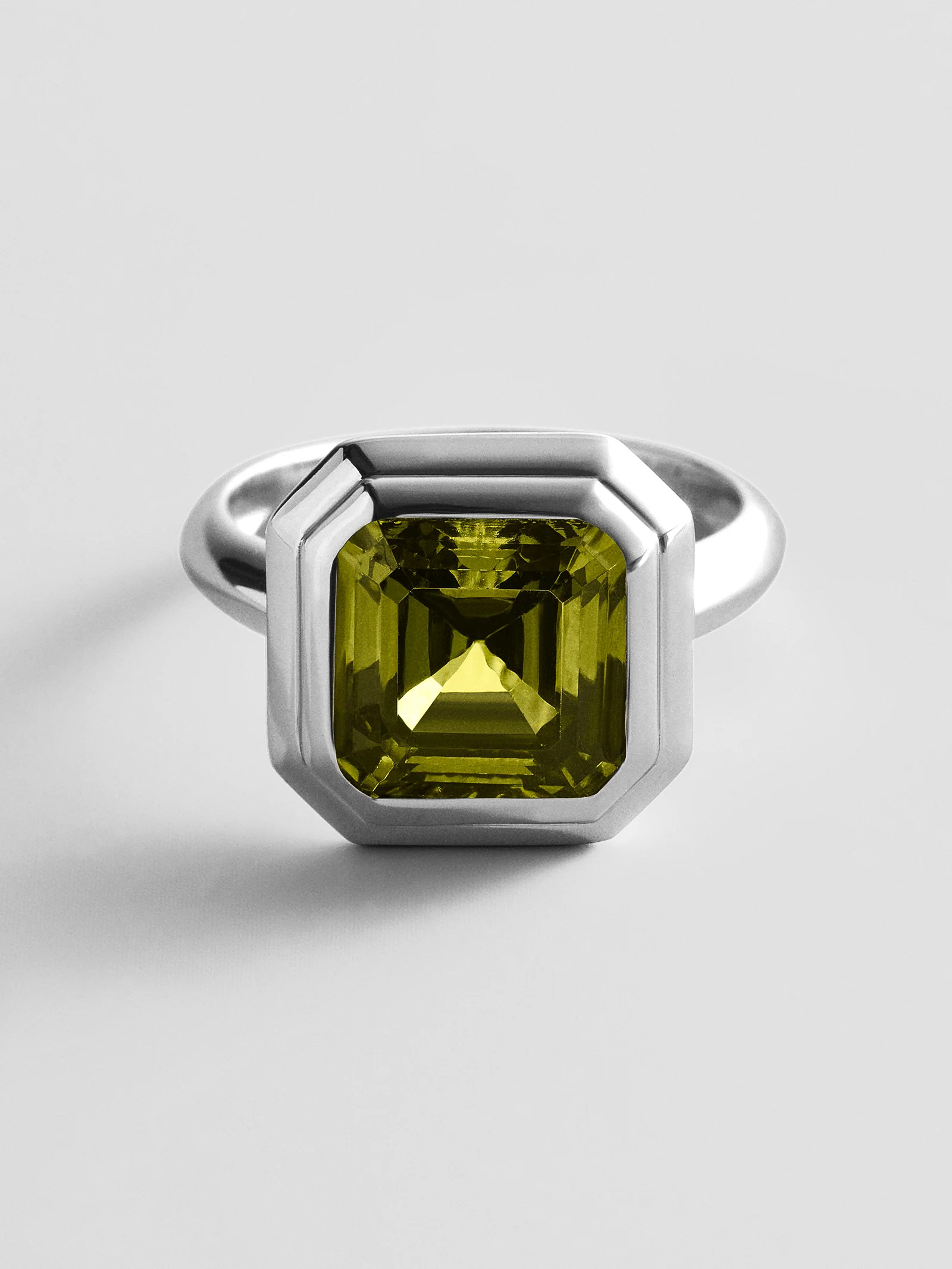 Silver Etched Bezel Custom Birthstone Ring - Peridot | BaubleBar