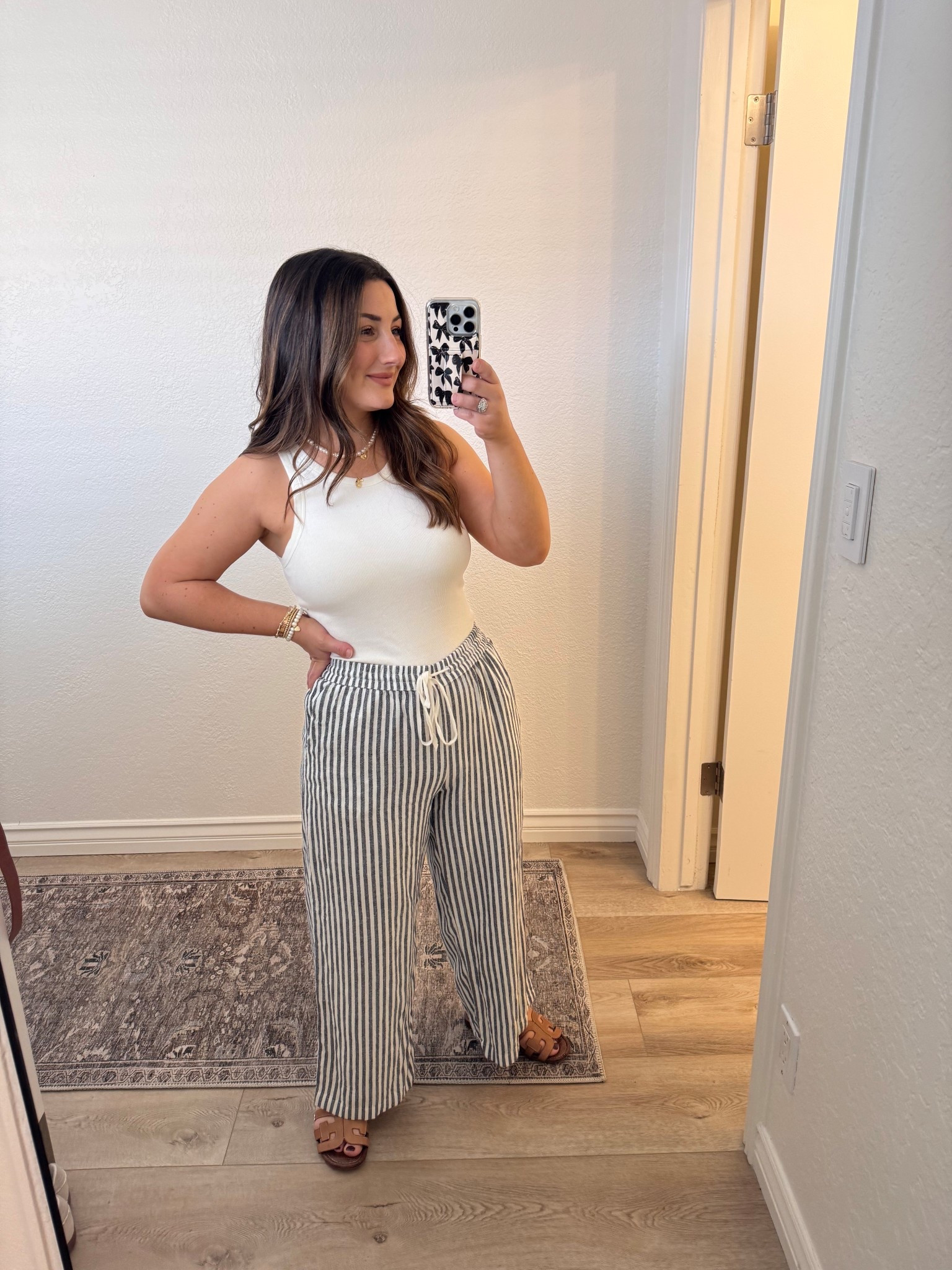 Found wide leg linen blend pants in petite sizing!! 

Tops size small (it has built in bra!)
Petite pants size small petite

#LTKFindsUnder50 #LTKPetite #LTKStyleTip